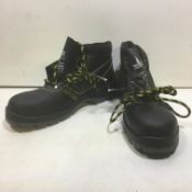 DeltaPlus Safety Boots | Size 9