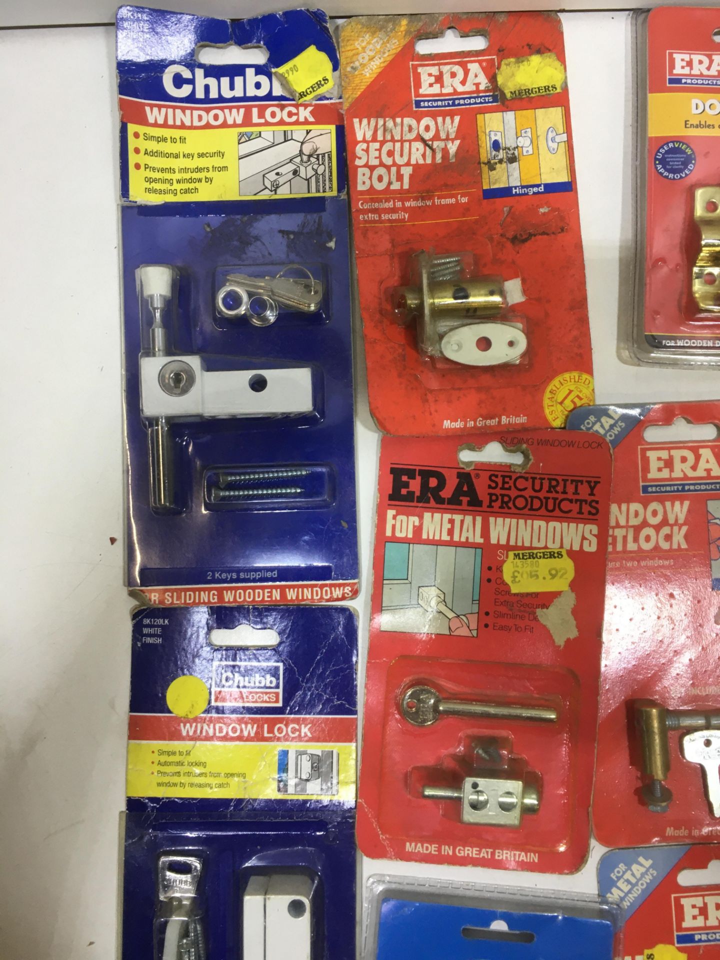 20 x Various Home Security Kits | Window Locks | Padlocks | Door Chains - Image 2 of 5