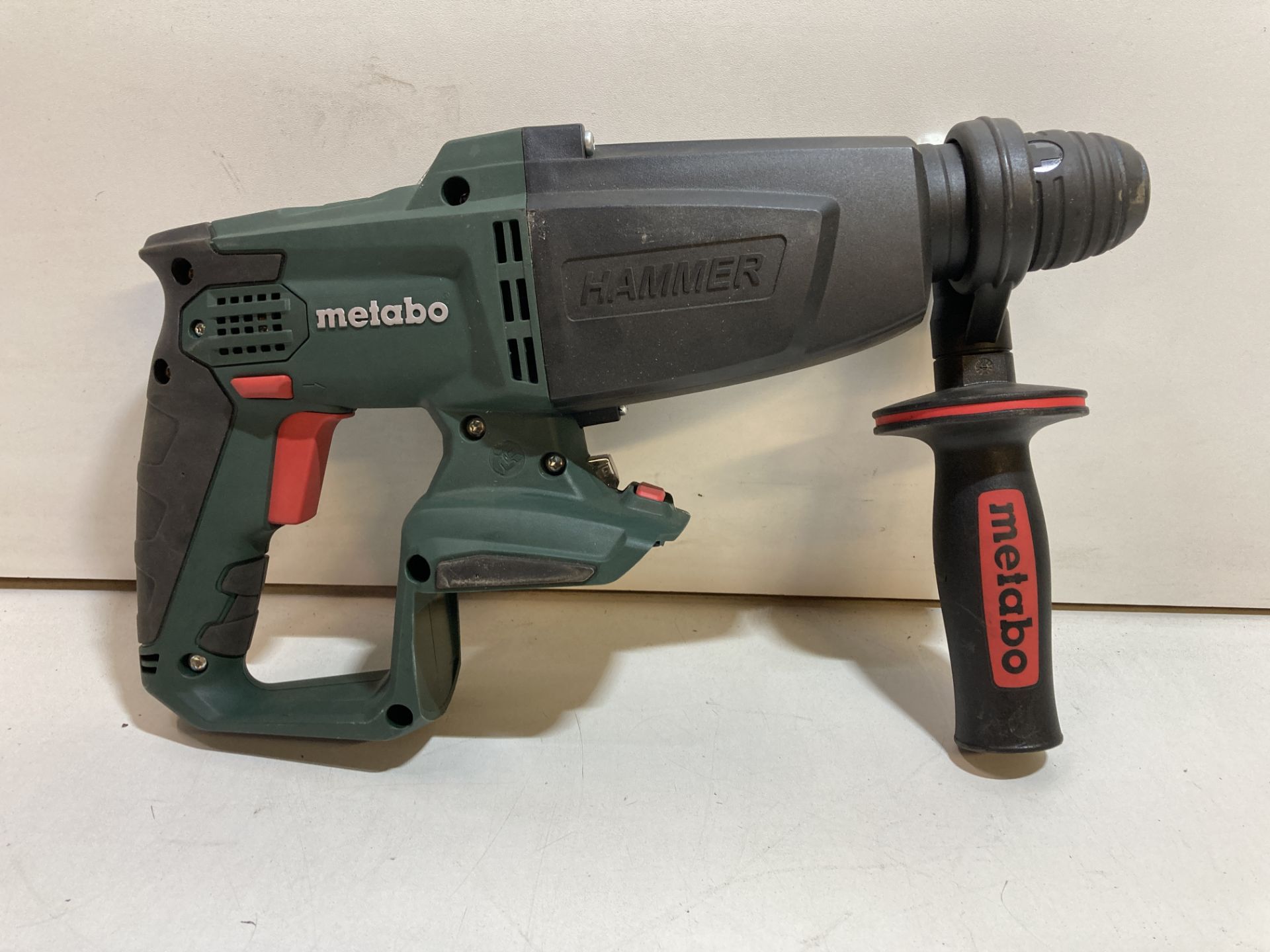 Metabo KHA 18 LTX Cordless 18v SDS Hammer Drill BODY ONLY | RRP: £221.42 - Image 2 of 3