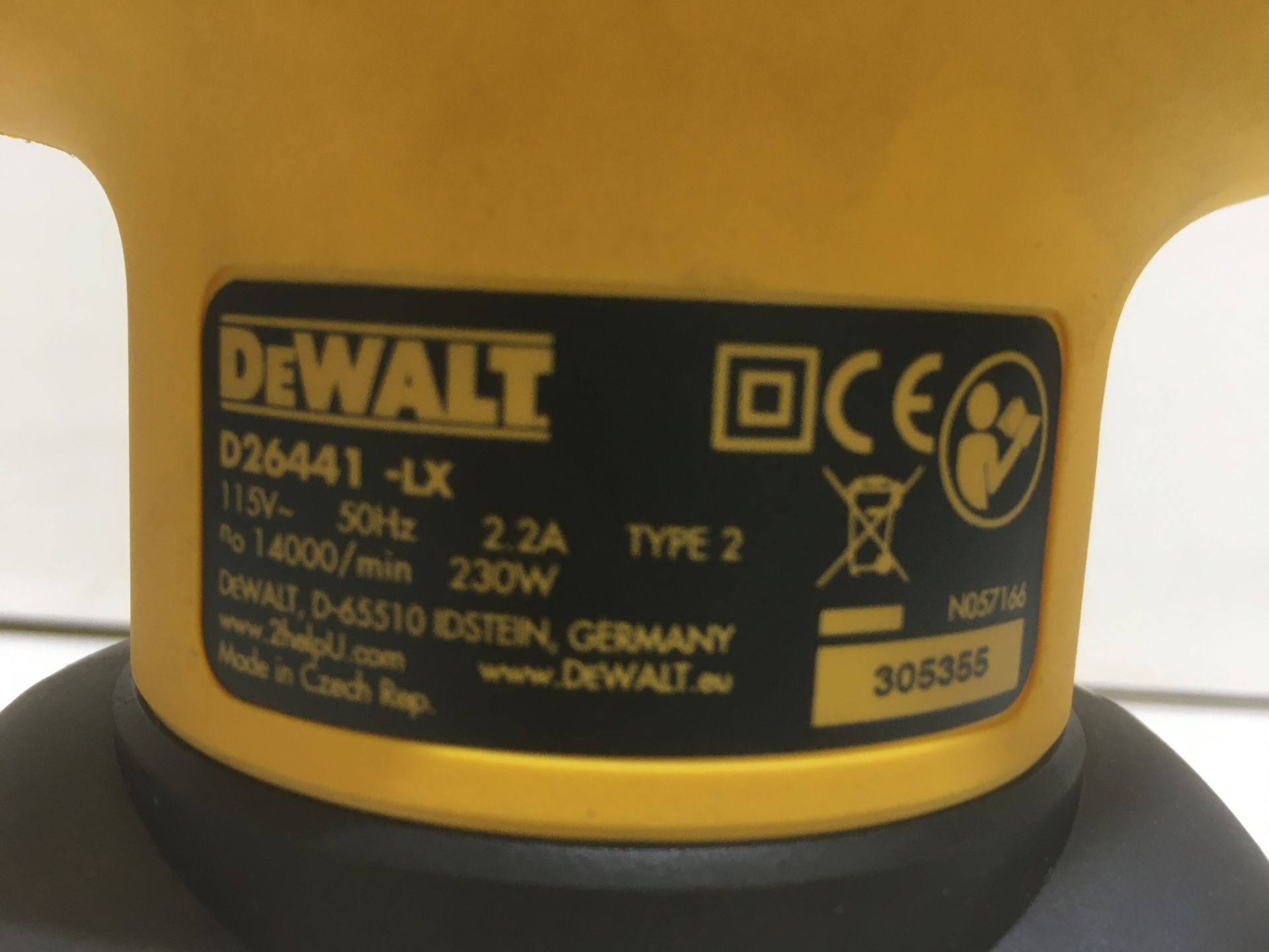 DeWALT D26441-LX 1/4 Sheet Palm Sander | 110v - Image 4 of 4