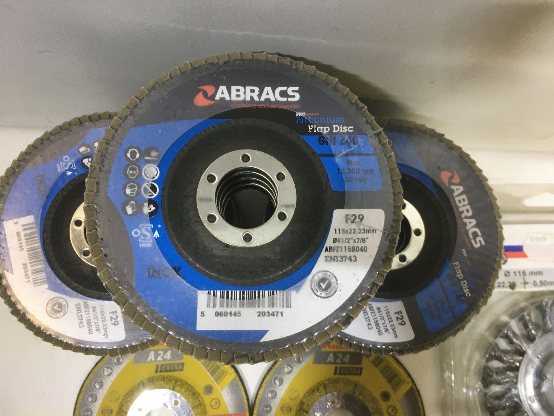 8 x Angle Grinder Disc Packs As Per Description - Image 3 of 5