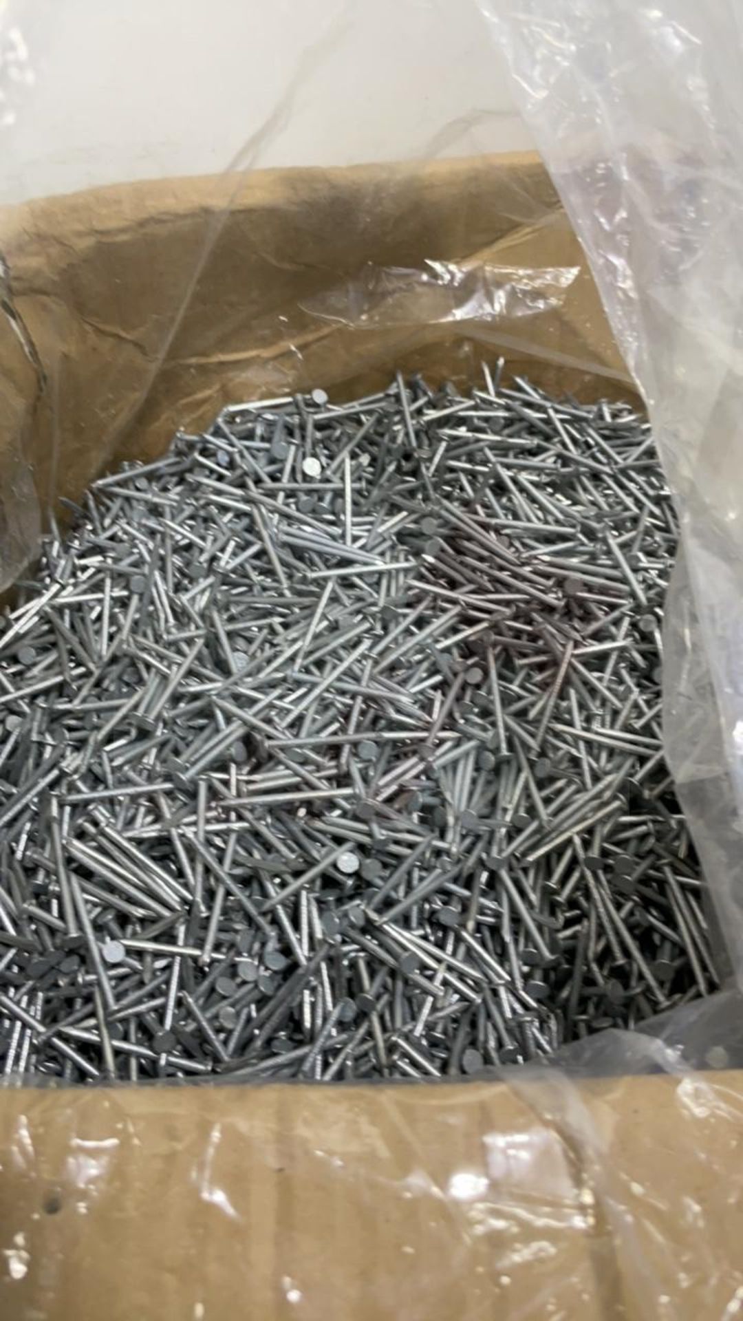 Box of nails | 40mm | Galvanised