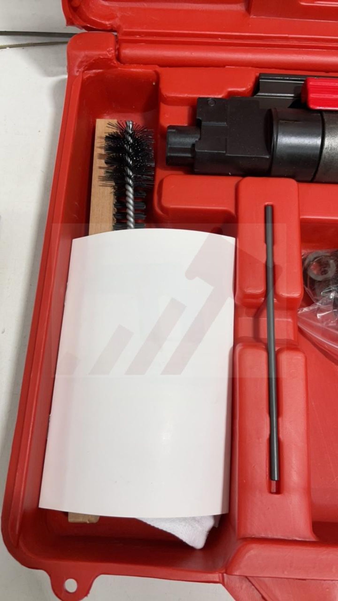 D450 fastening tool w/case - Image 2 of 6