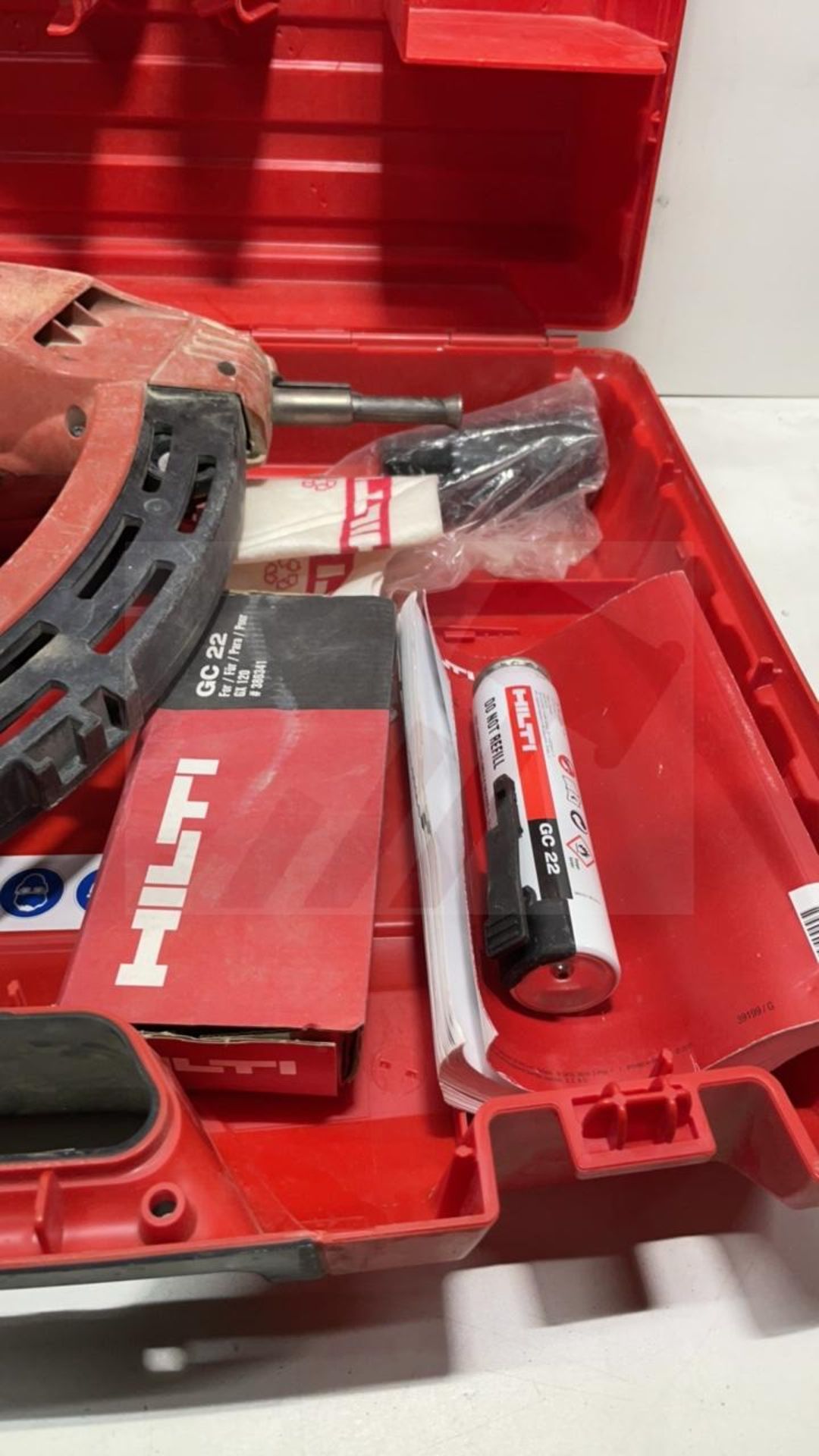 Hilti GX 120-ME Fully Automatic Gas-Actuated Fastening Tool - Image 2 of 5