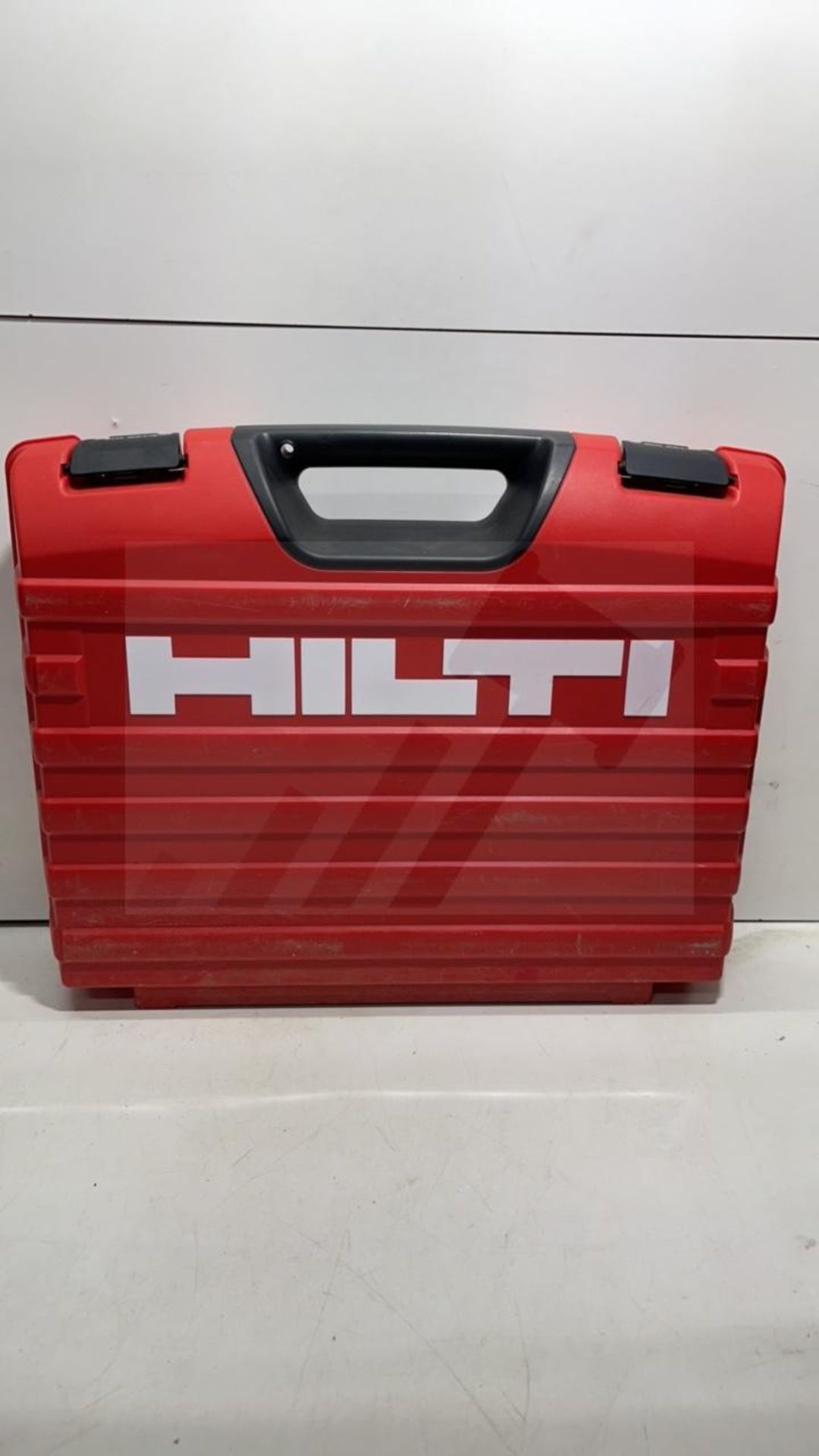 HILTI SIW 22T-A 1/2" Cordless Impact Wrench - Image 5 of 5