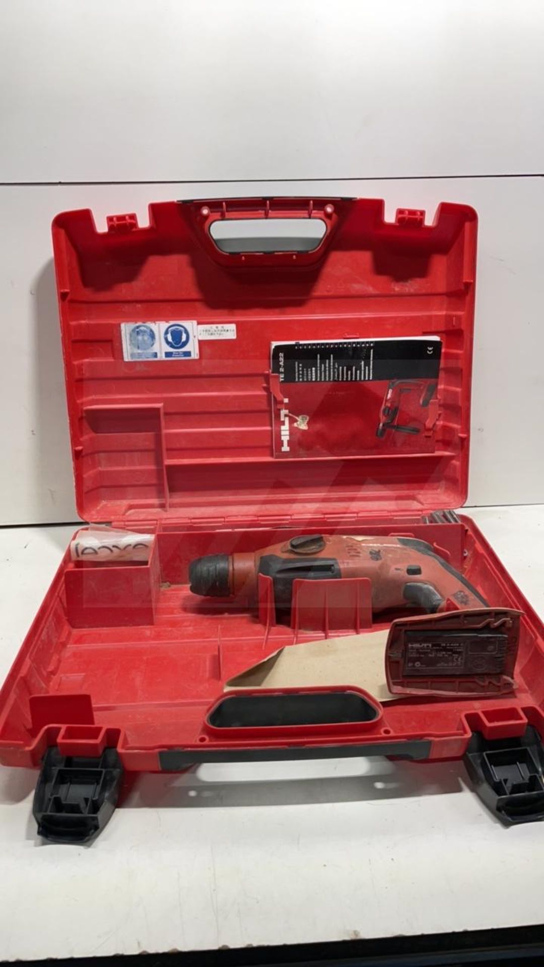 HILTI TE 2-A22 Cordless Rotary Hammer