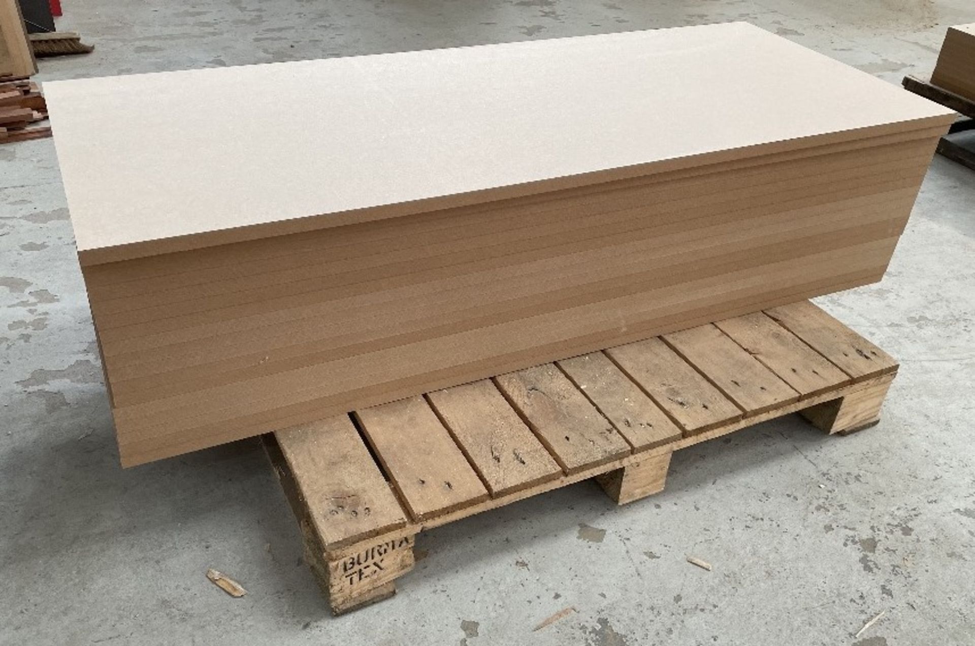 17 x Sheets of MDF | Size: 1520 x 630 x 22mm