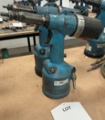 2 x Avdel 74200 Pneumatic Rivet Guns