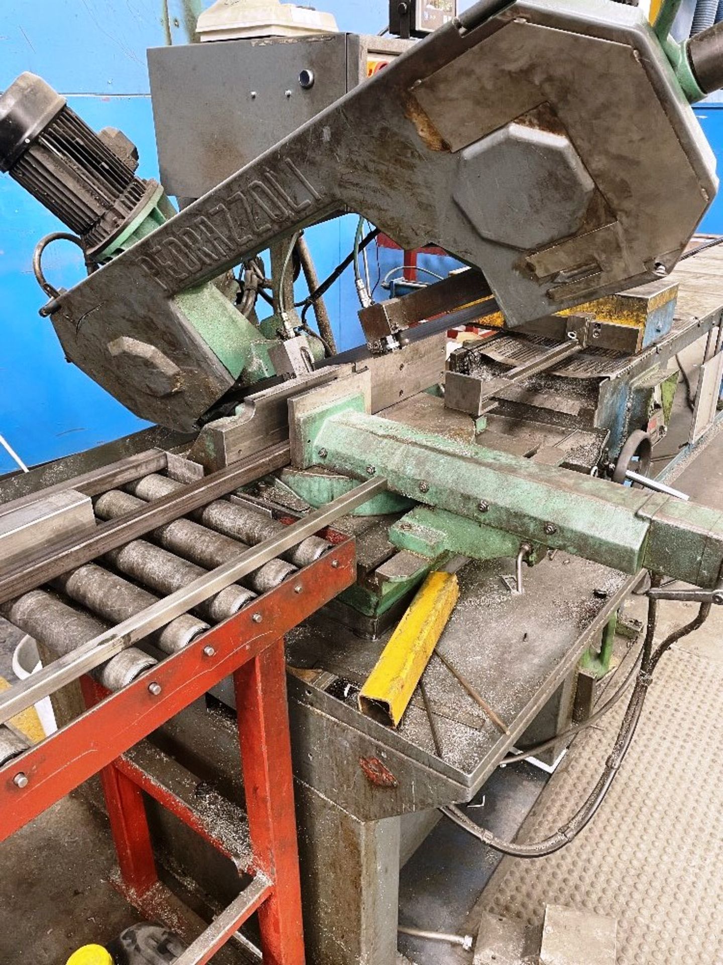 Pedrazzoli Brown SC 300 Horizontal Bandsaw w/ 4m Powered Conveyor - Image 5 of 12