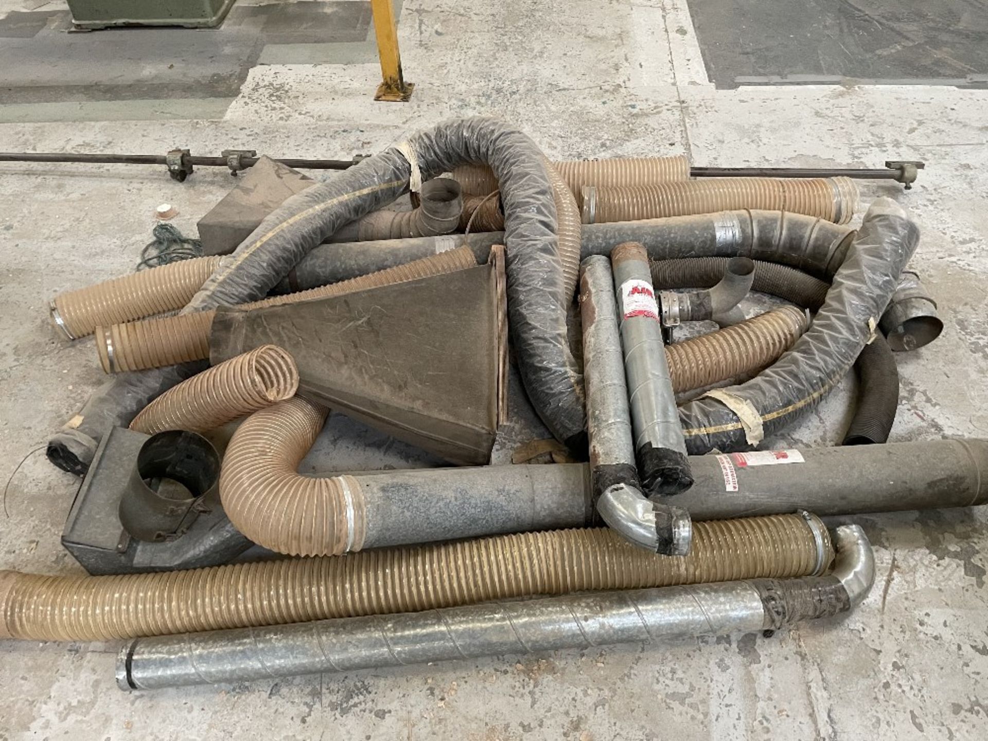 Quantity of Various Ducting & Hoses - As Pictured