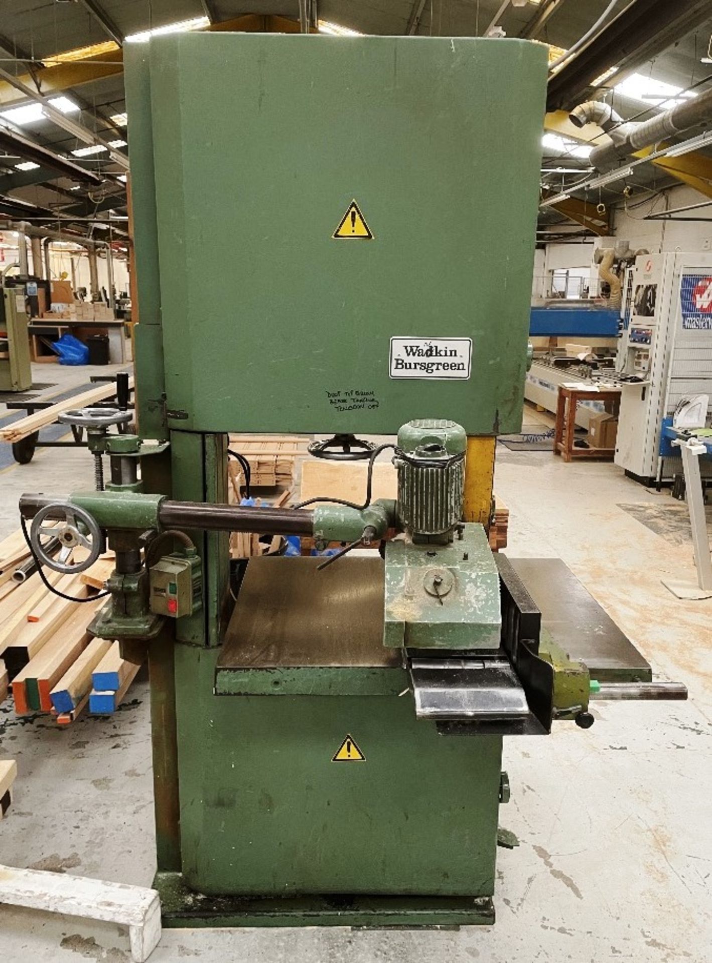 Wadkin Bursgreen Vertical Bandsaw w/ Power Feed - Image 2 of 9