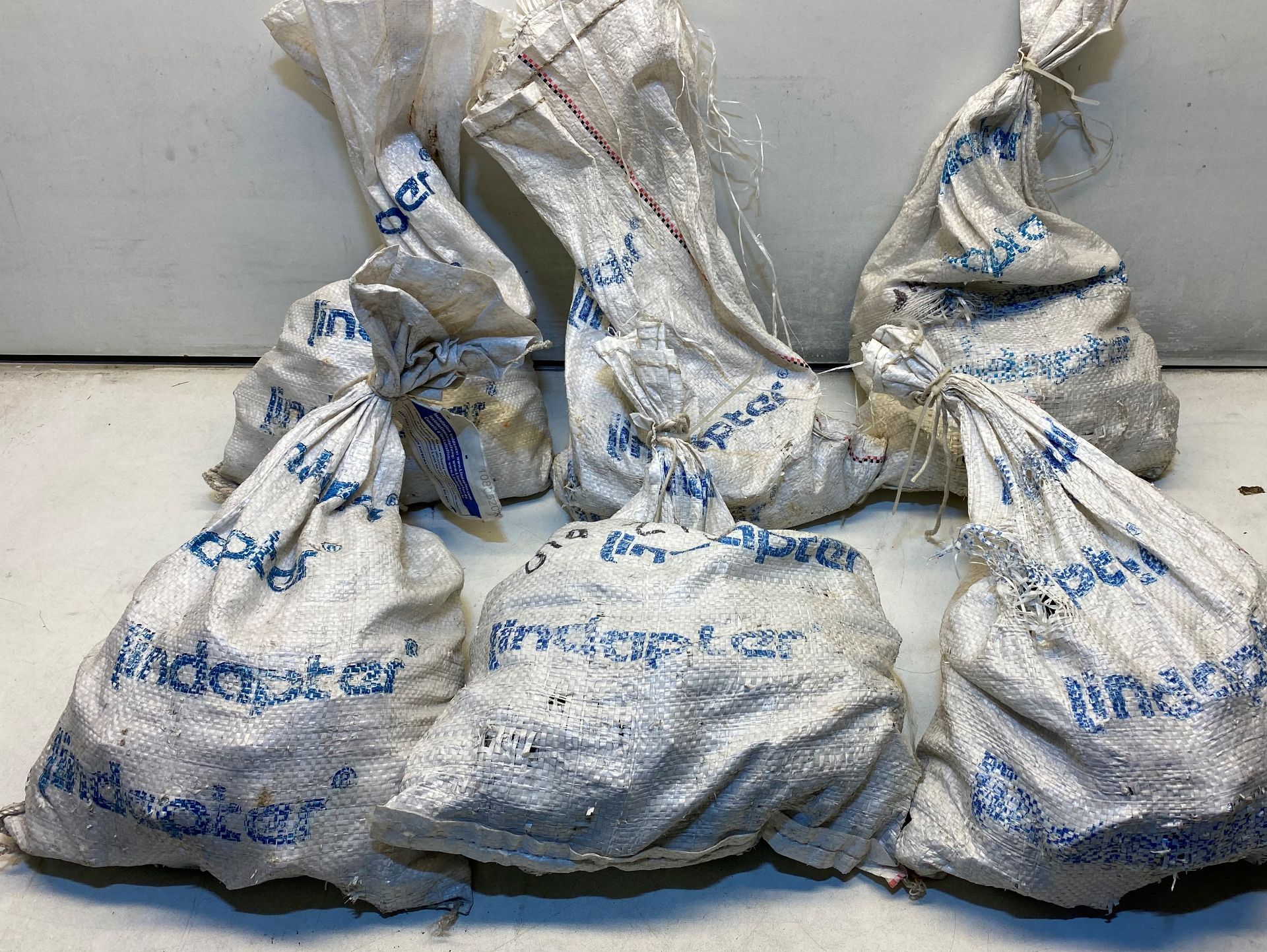 6 x Bags Of Galvanised Steel Mini Clamps | See Pictures - Image 4 of 4