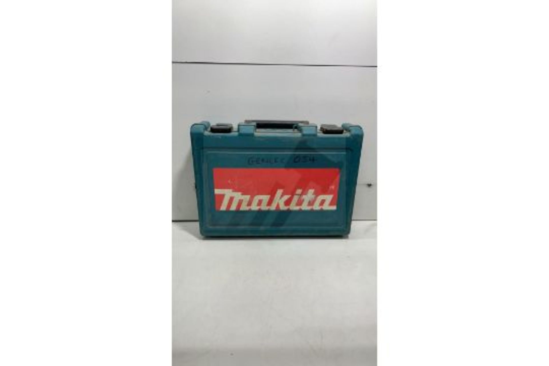 Makita HP2050/2 Percussion Drill | w/ Carry Case - Image 6 of 6