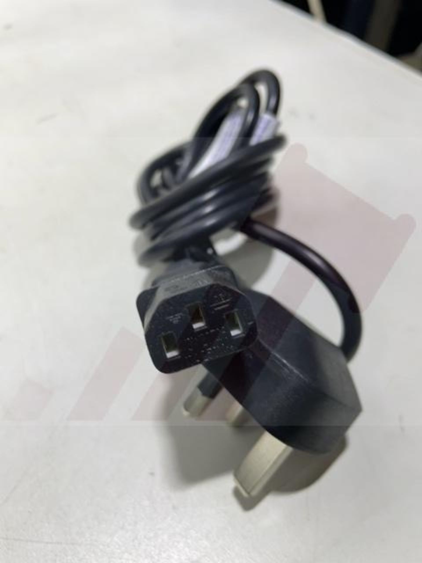 40 X Power Leads | IEC CI3 to UK Plug Power Cable - Image 3 of 4