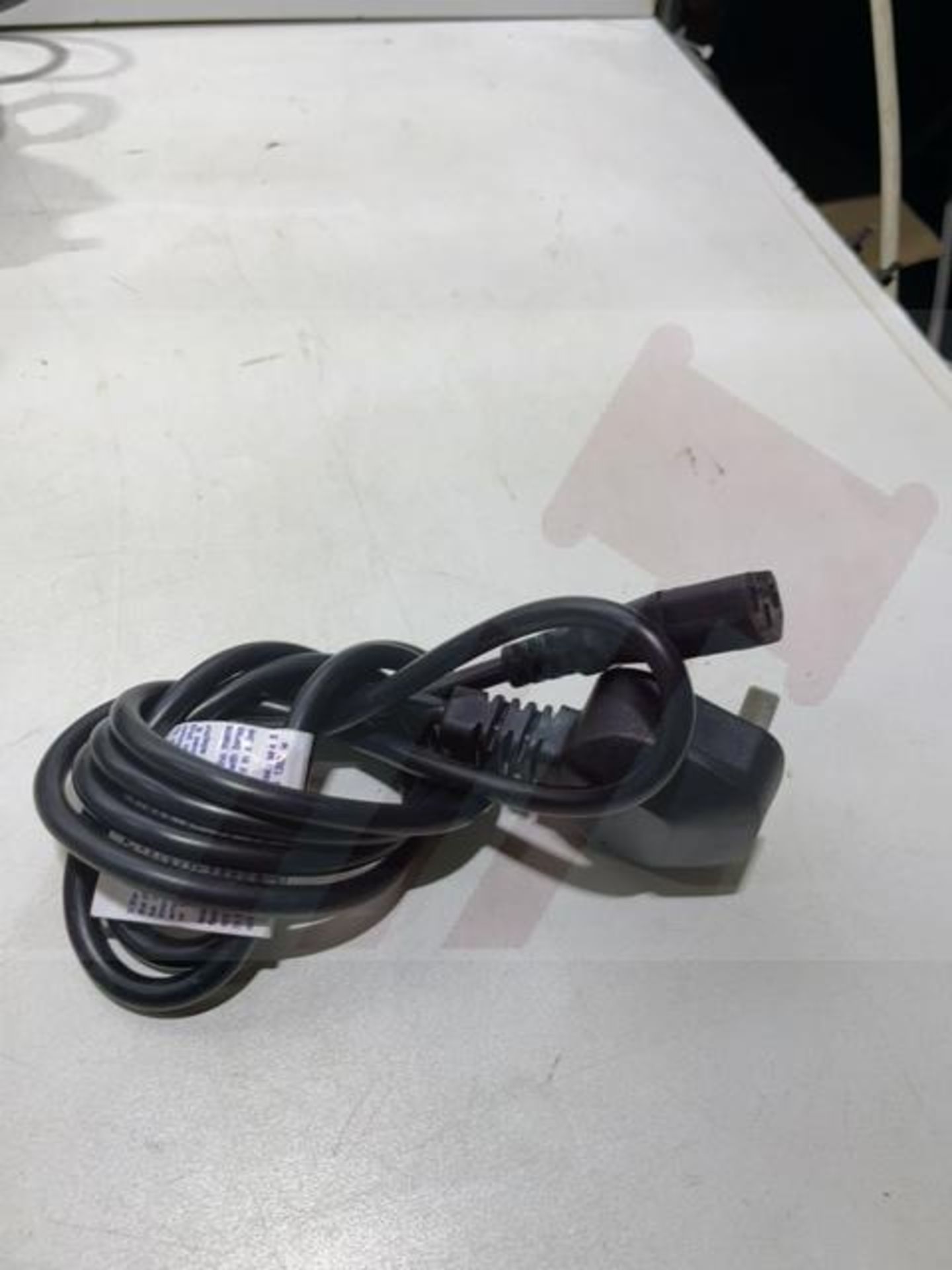 40 X Power Leads | IEC CI3 to UK Plug Power Cable - Image 2 of 4