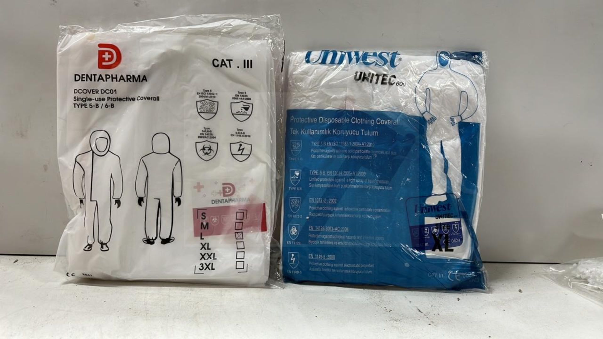 5 x DetaPharma Single-Use Protective Coveralls