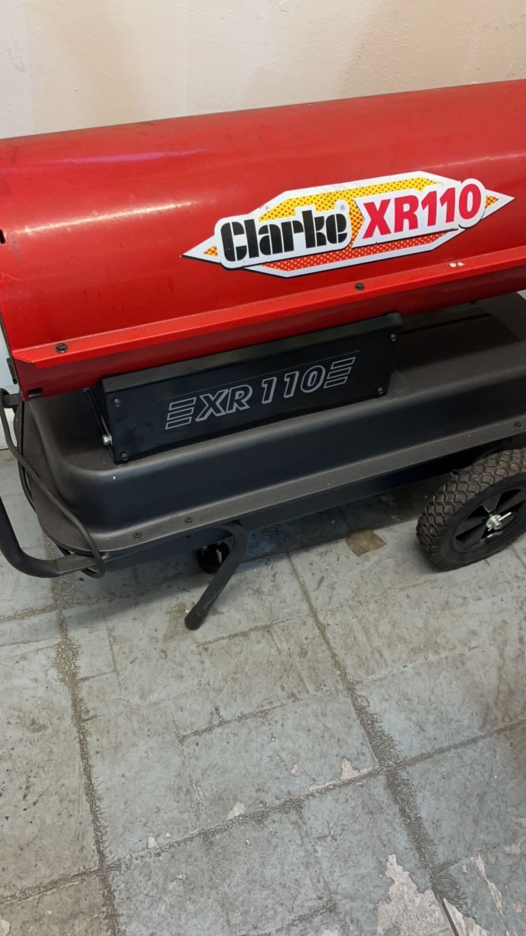 Clarke XR110 paraffin/diesel space heater - Image 2 of 3