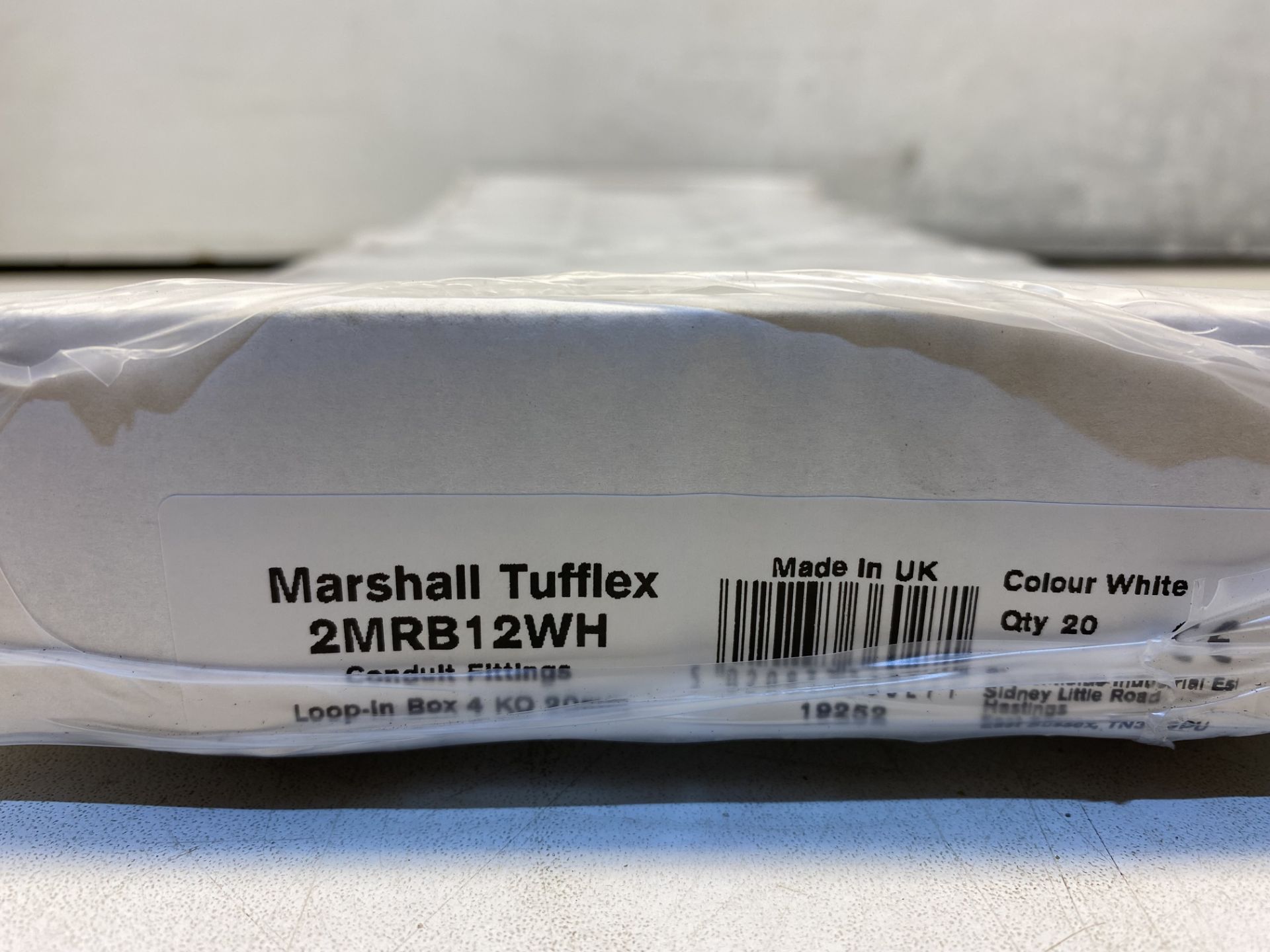 95 x Marshall Tufflex 2MRB12WH White 4 Hole Loop-In Conduit Box 20mm - Image 2 of 4