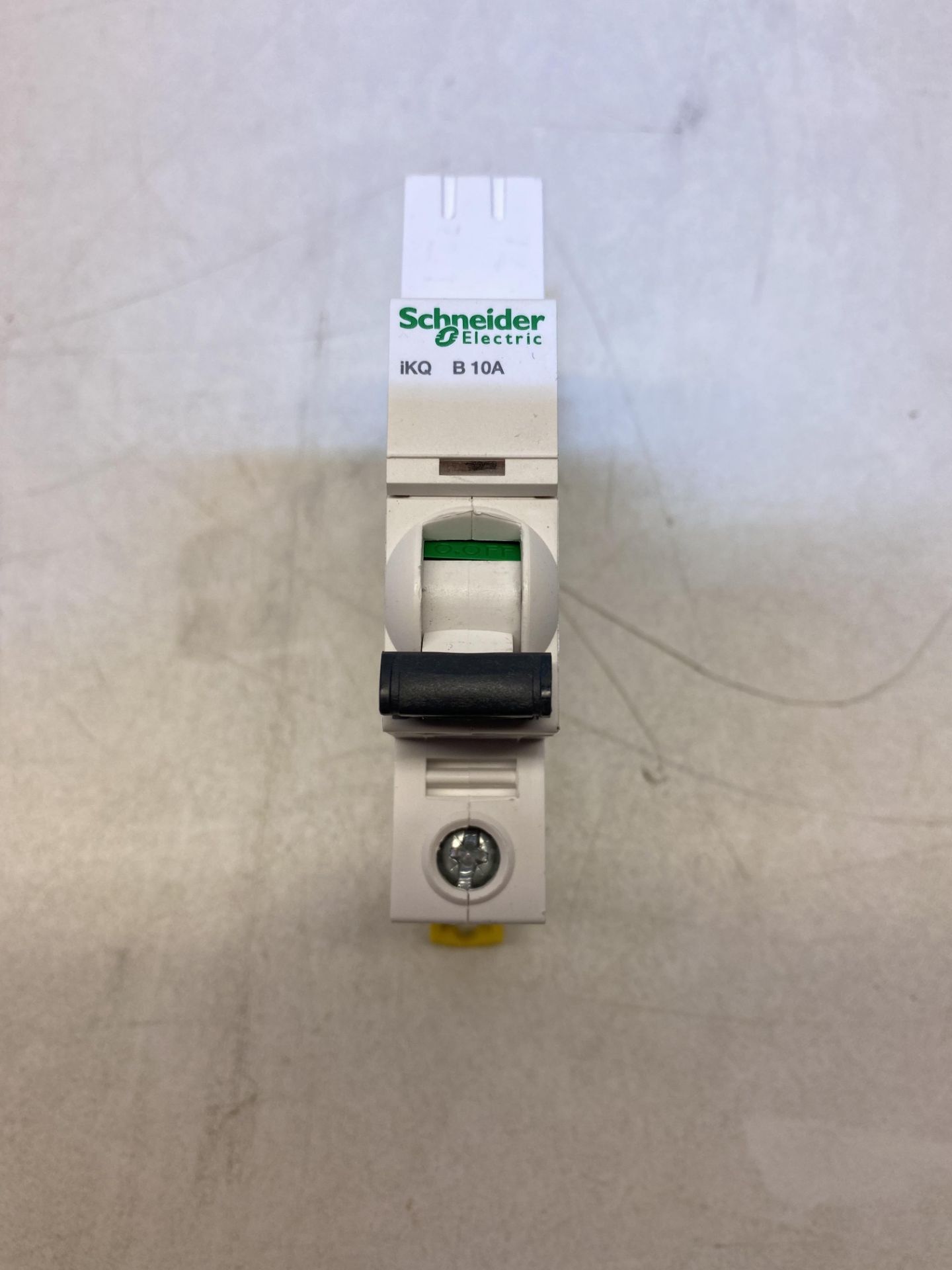 22 x SCHNEIDER - SE10B110 IKQ 1P 10A B MINIATURE CIRCUIT BREAKER - Image 2 of 4