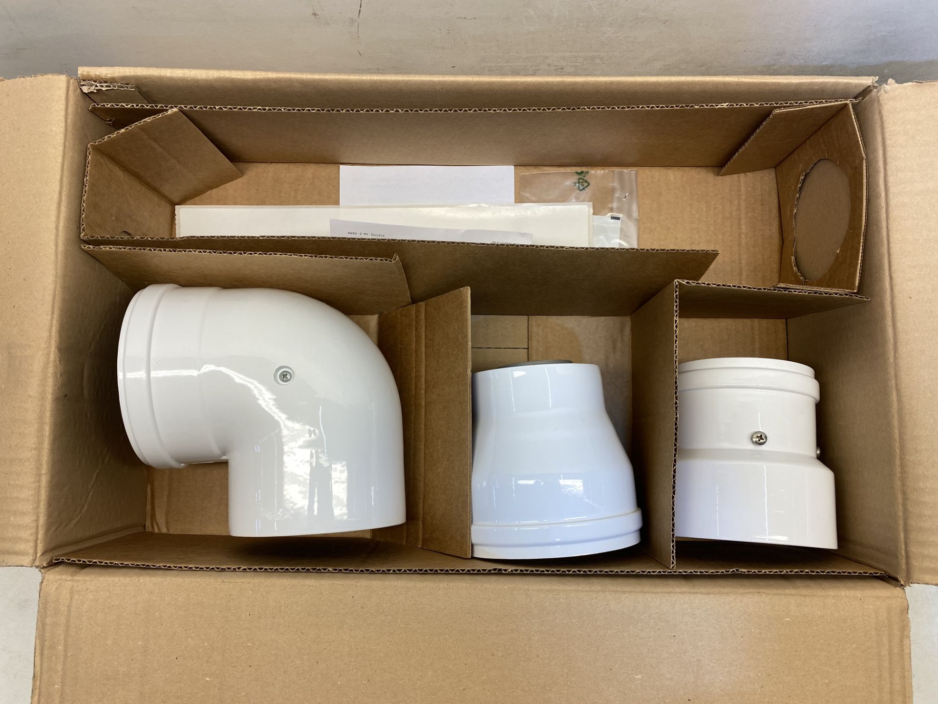 10 x Baxi Multifit 5118580 Group G Horizontal Flue Kit | Missing Main Flue As seen In Pictures - Image 2 of 3