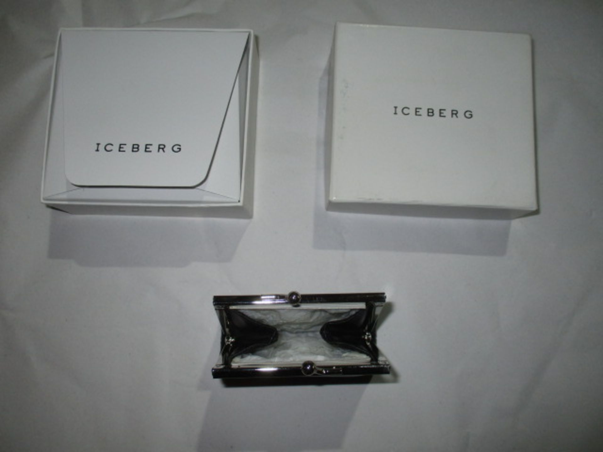 10 x Brand New Iceberg Leather Designer Purse in Carry Case