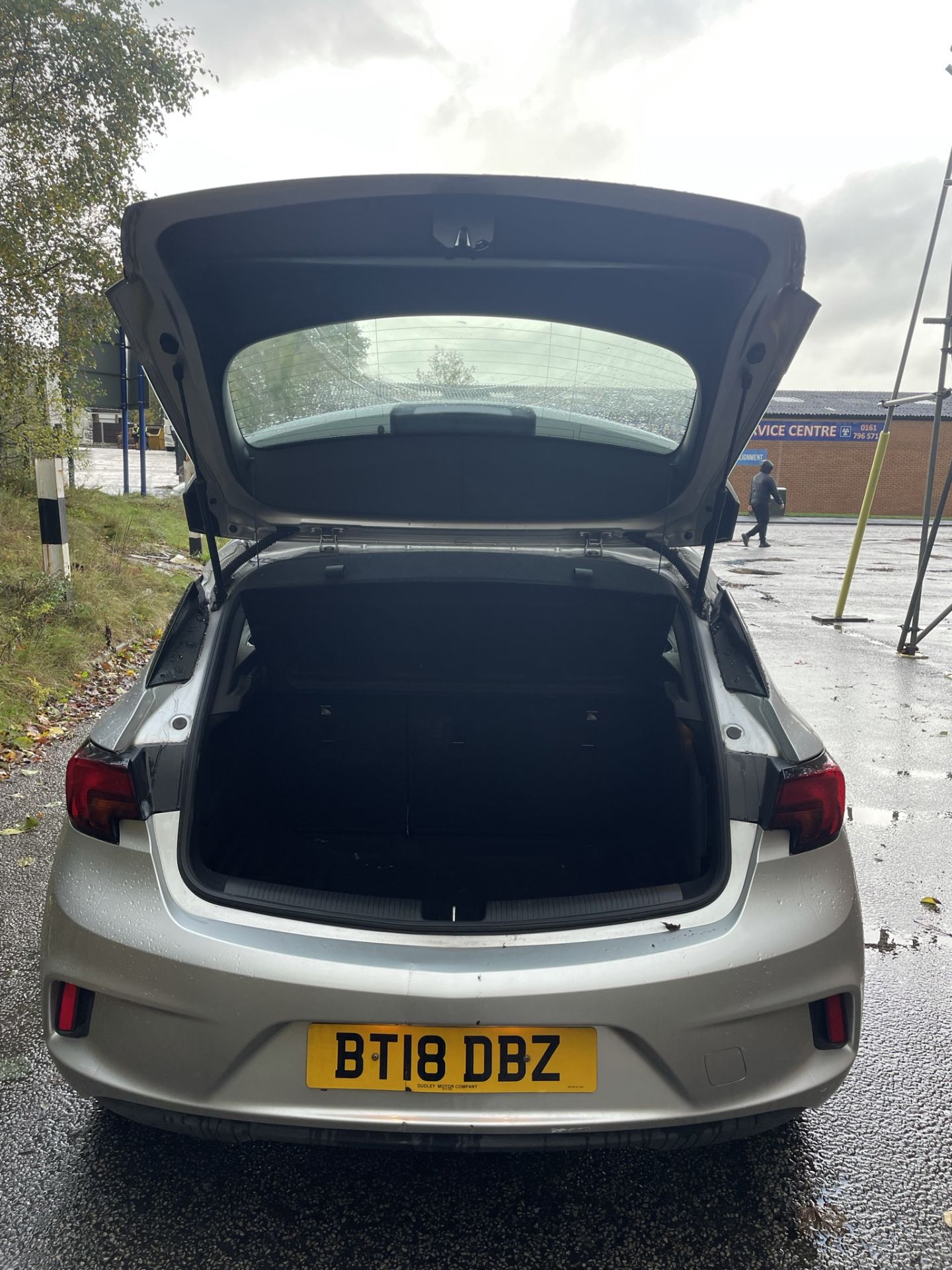 Vauxhall Astra SRI VX-LINE NAV 5 Door Hatchback | BT18 DBZ | 42,371 Miles - Image 9 of 22