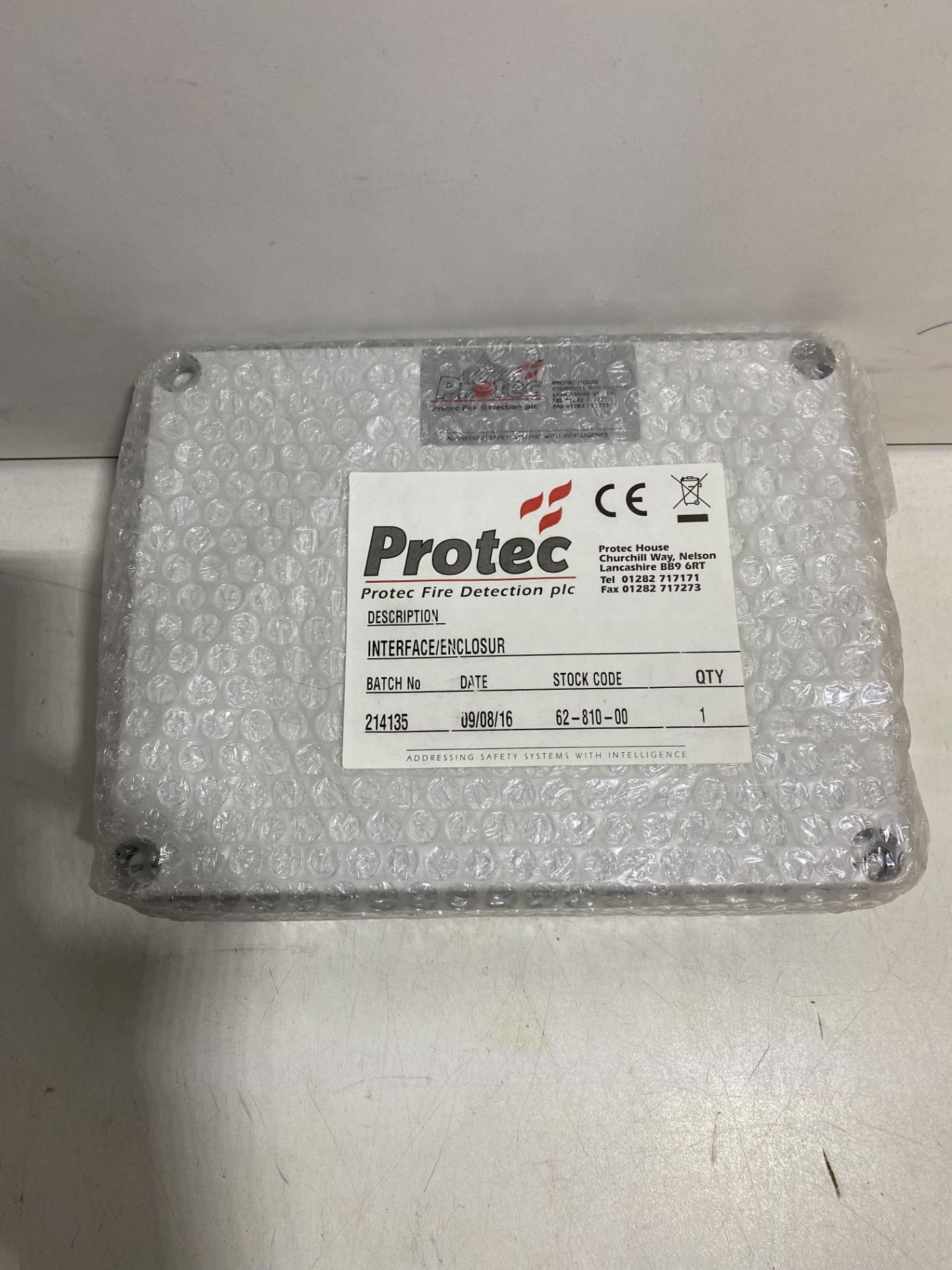 4 x Protec Interface/enclosure