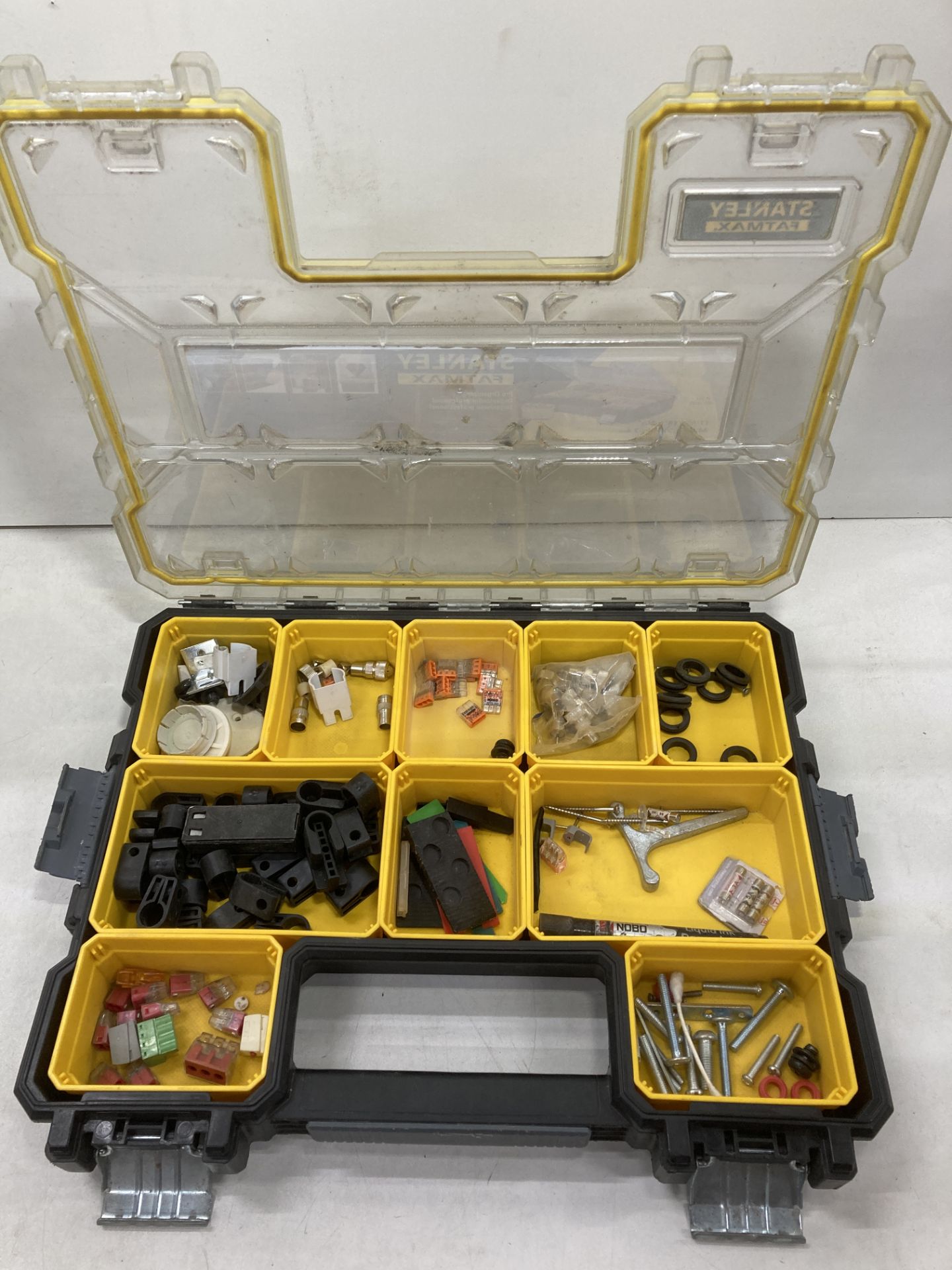 Stanley Tool Organiser Case W/ Various Misc. Items - Image 3 of 4