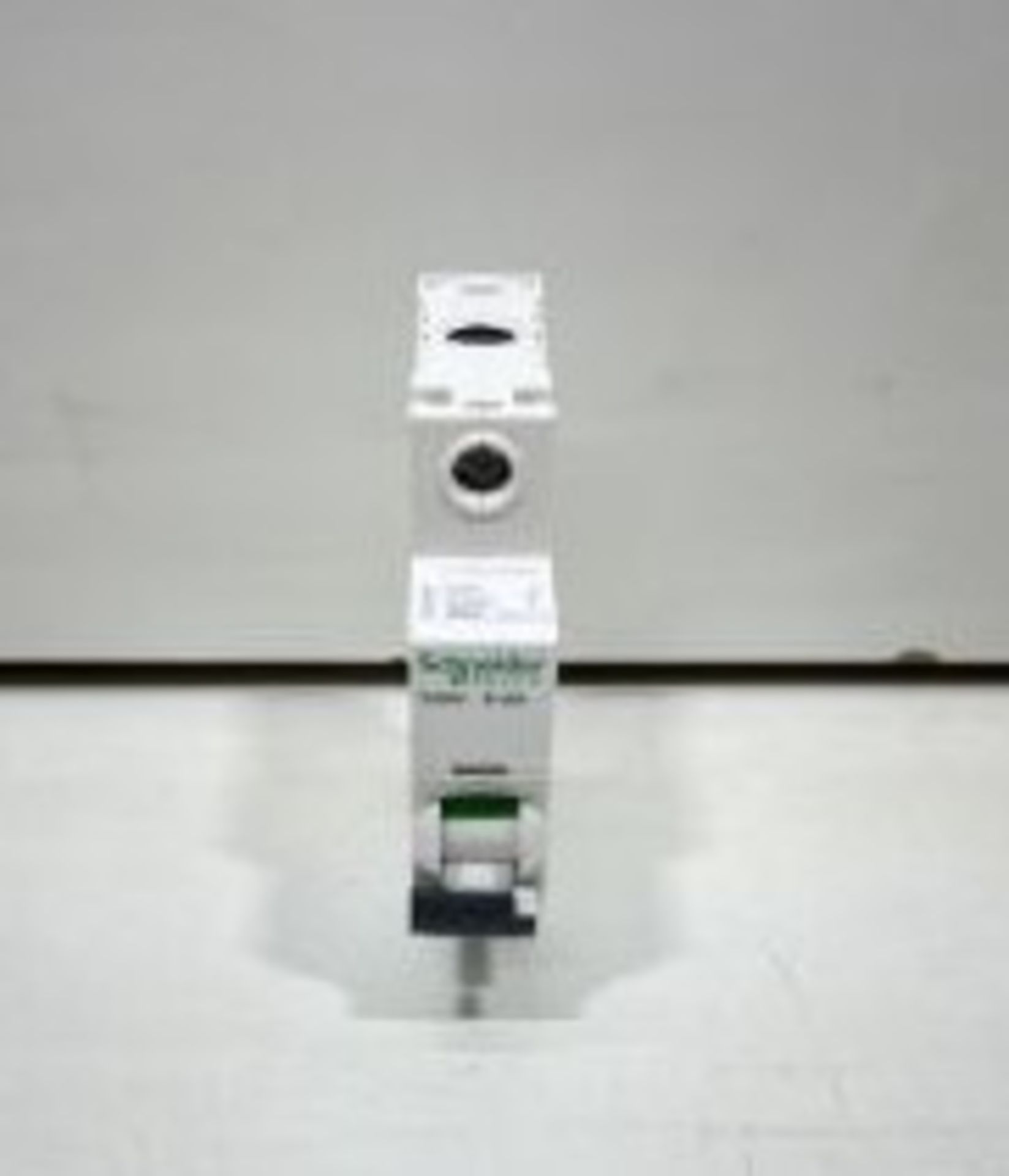 12X Schneider Electric | Acti9-ic60H 240/415v - Image 7 of 8