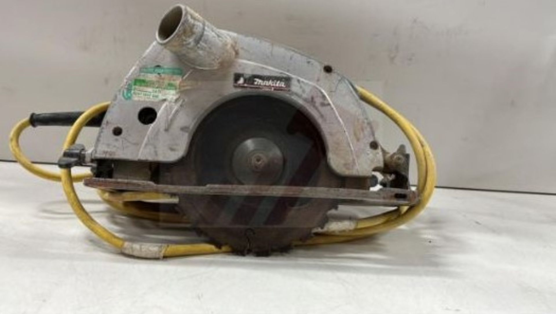 Makita 5604R Circular Saw