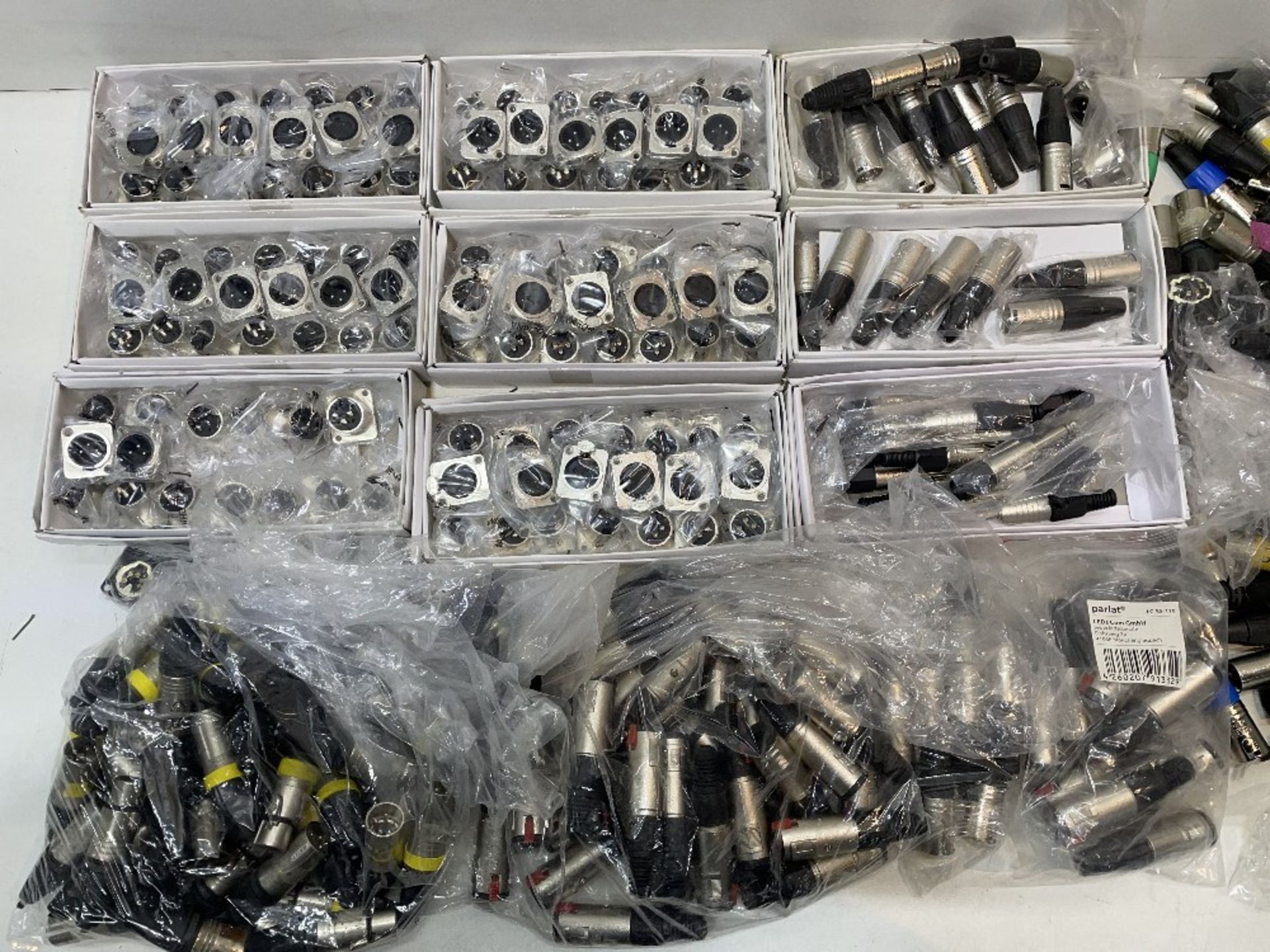 Quantity of XLR Plugs & Connectors - Image 2 of 6