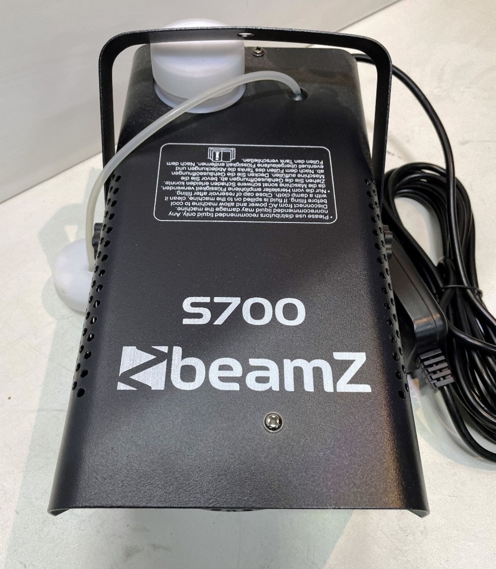 BeamZ S700 LED Smoke Machine w/ Flame Effect & Remote - Image 2 of 4