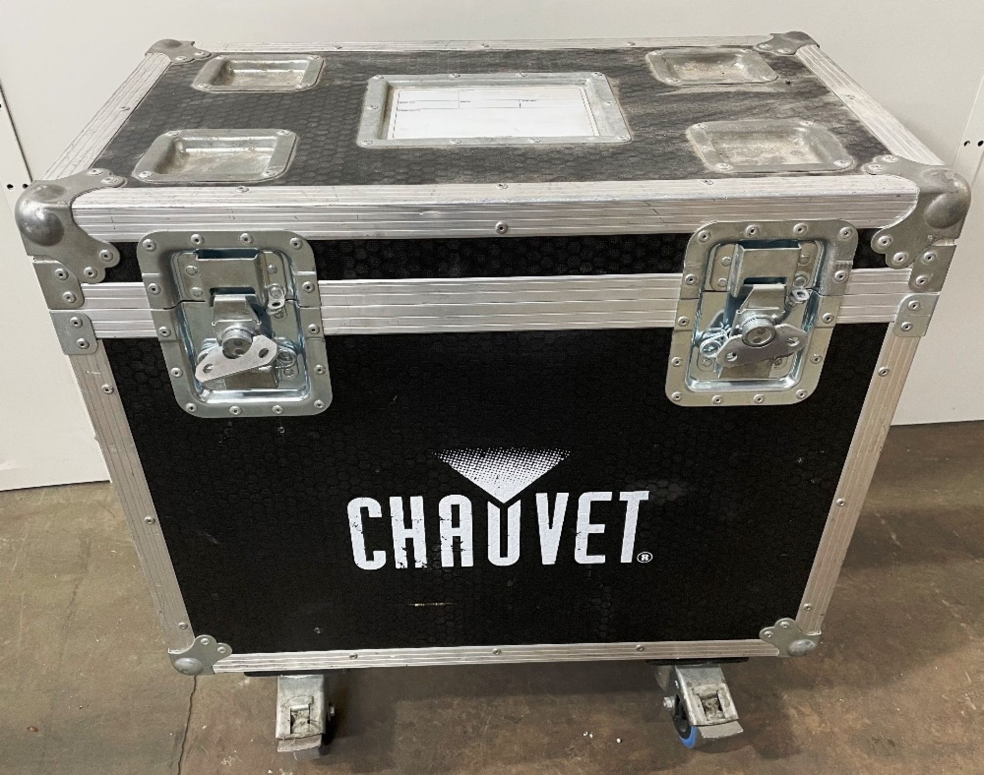 2 x Chauvet DJ Geyser RGB Vertical Smoke Machines w/ RGB LEDs w/ Flight Case & Remote Controls - Image 2 of 9
