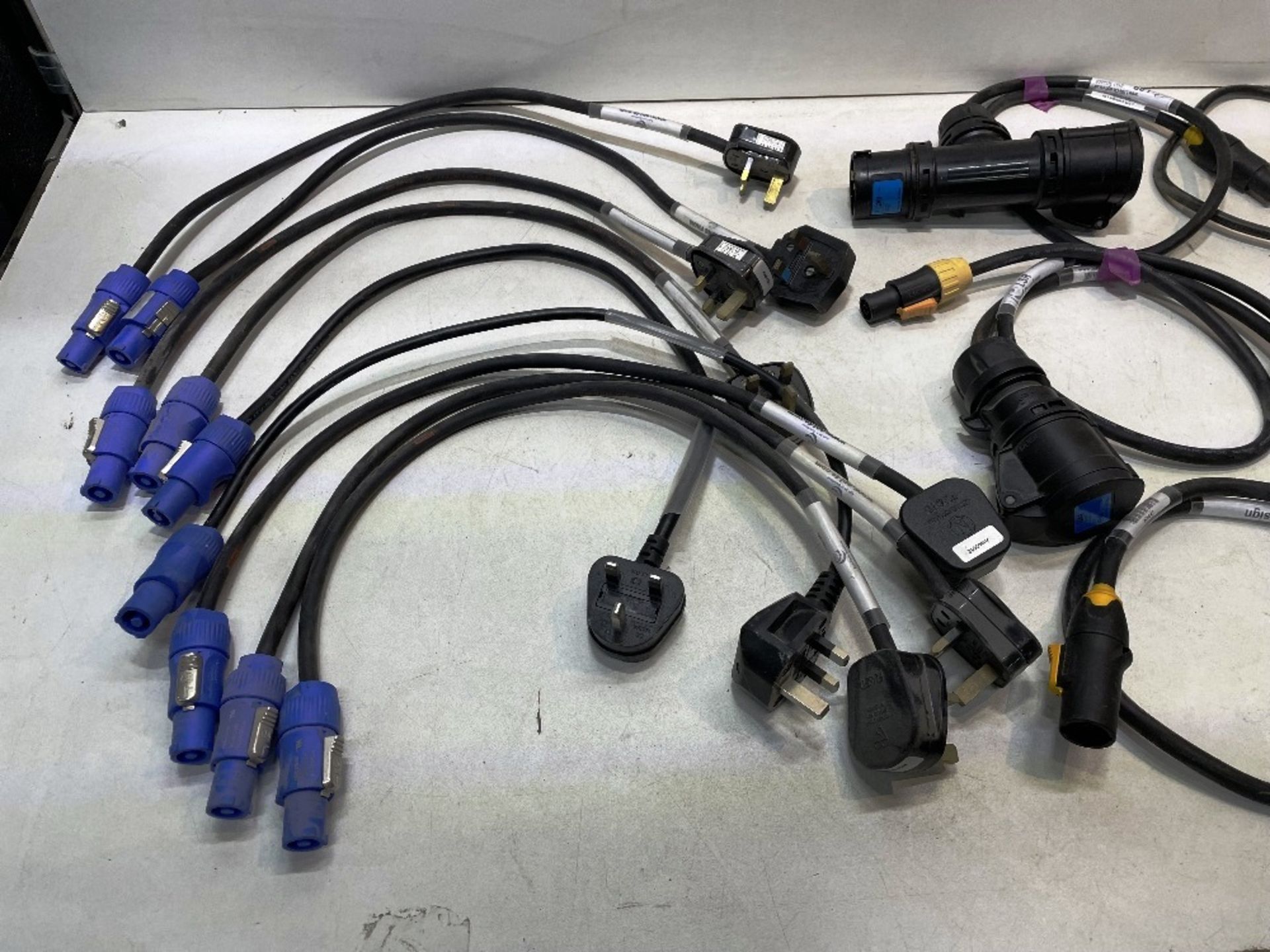 18 x Various 16a & 13a to Powercon Cables - As Pictured - Image 4 of 9