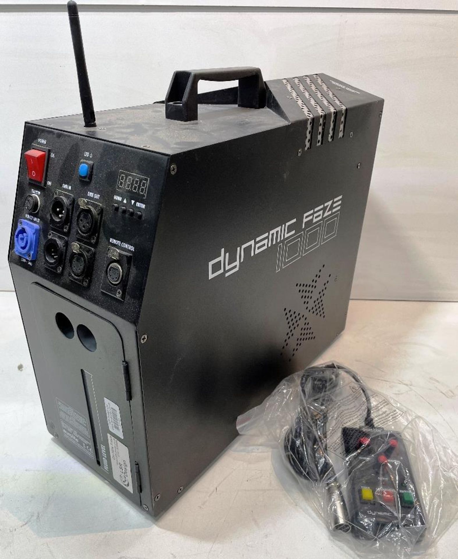 Eurolite Dynamic Faze 1000 DMX-Controllable Fazer / Haze fogger