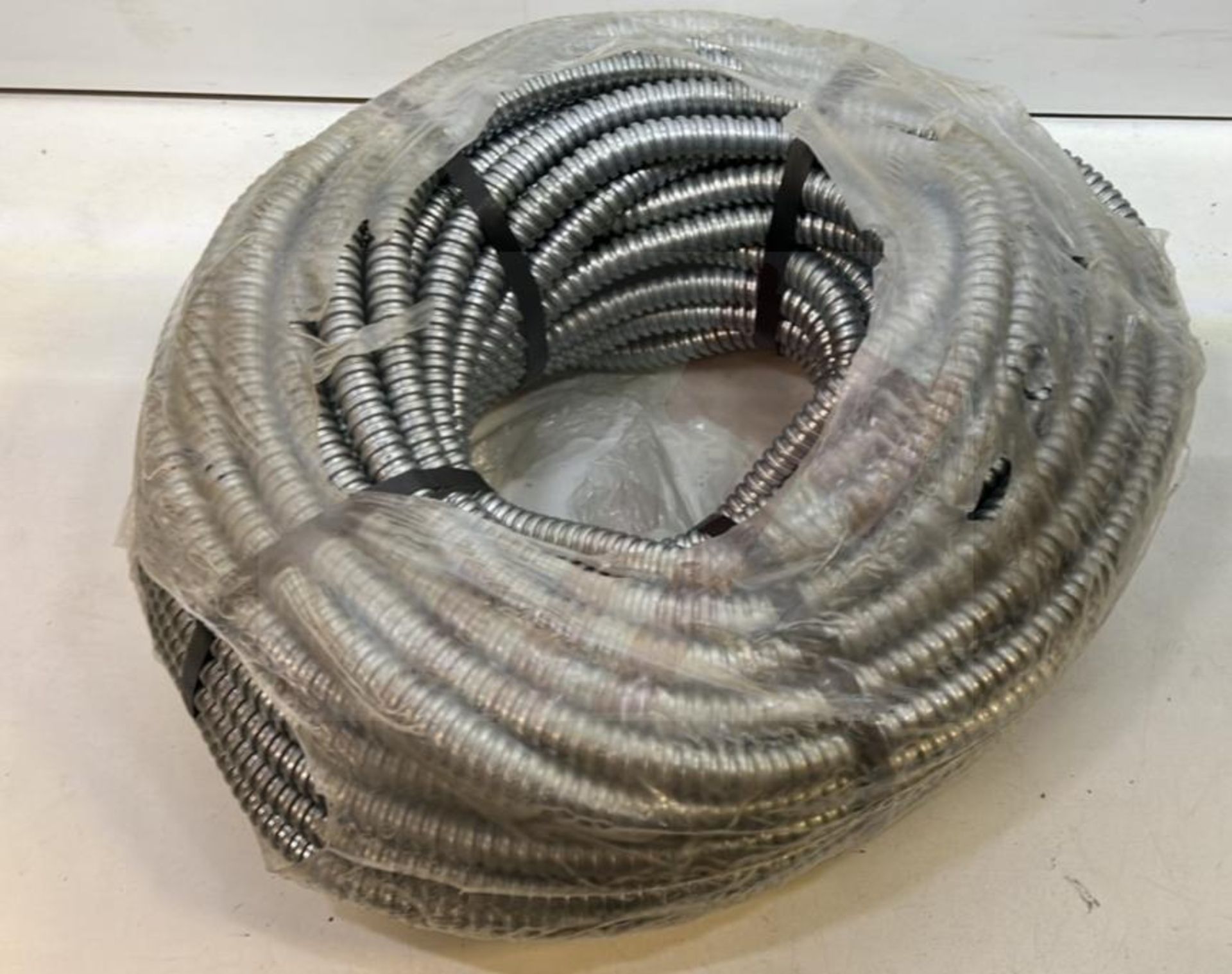 3 x Various Hoses/Pipes - As Pictured - Image 6 of 7