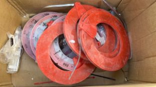 Quantity Of Various Sized Metal Strapping/Cable Ties - As Pictured