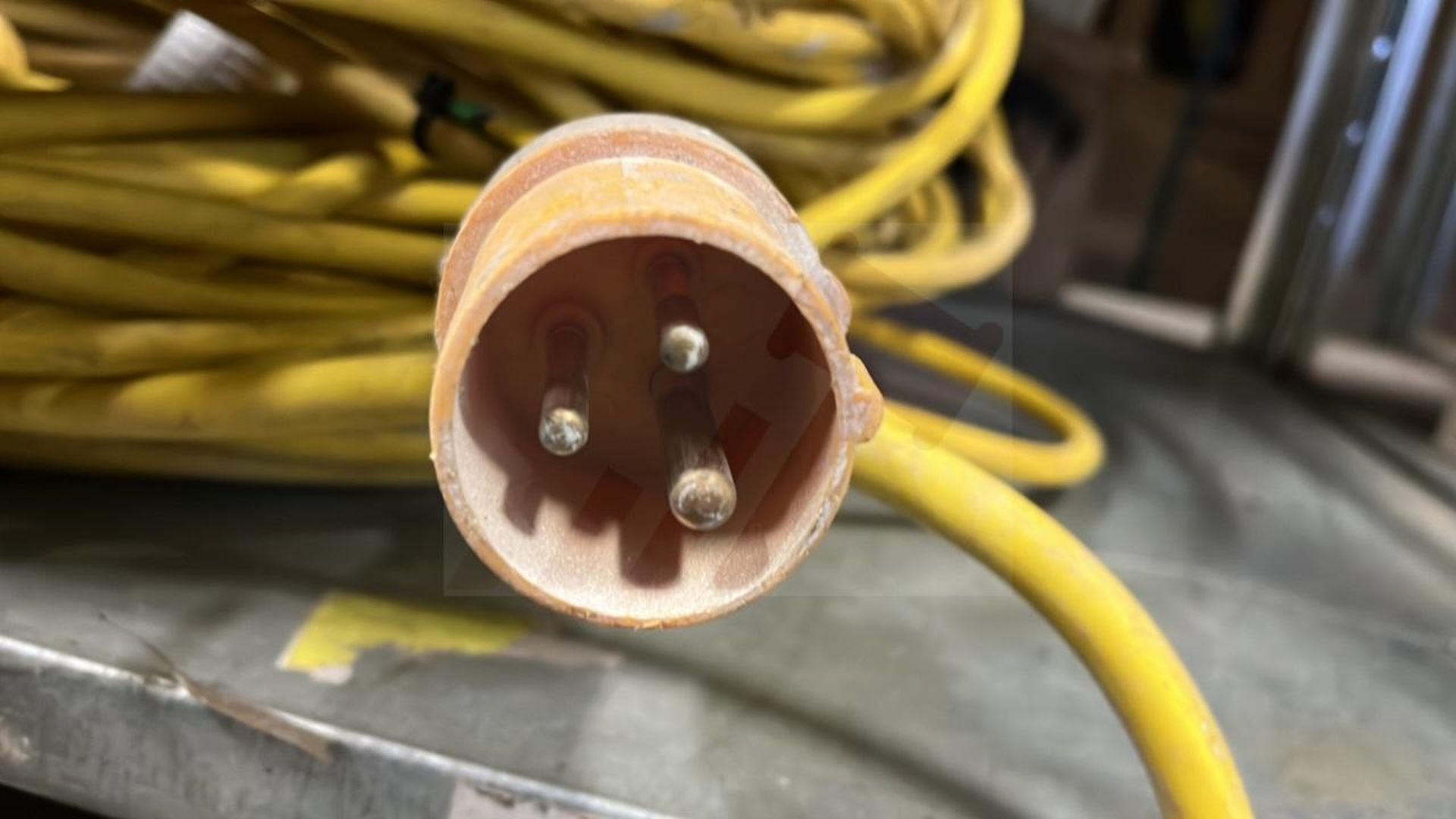 3 x Yellow 110V Extension Cables - Image 2 of 2