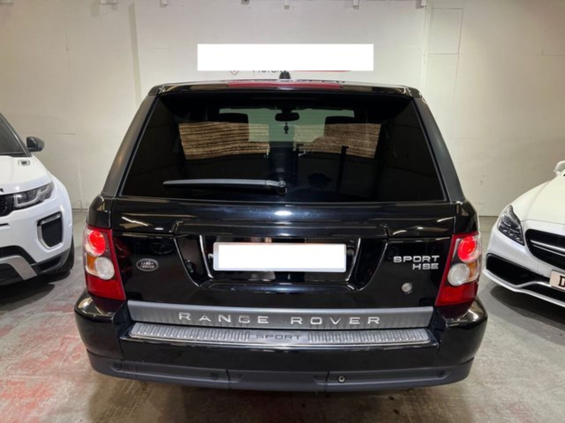 Range Rover Sport HSE Black | Reg: HD05 OHN | Milage: 148725 - Image 5 of 29