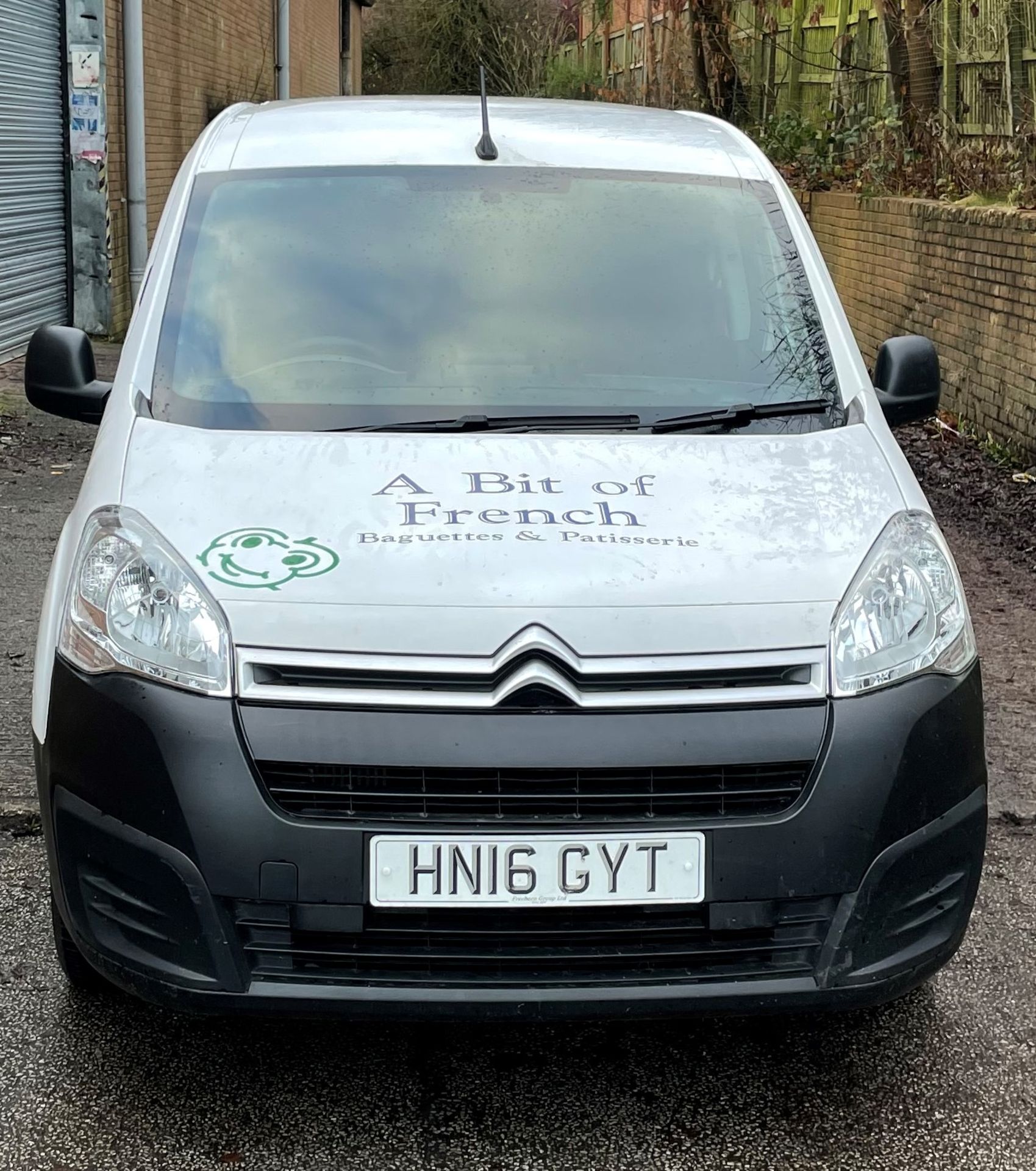 White Citreon Berlingo 625 Enterprise | 16 Plate | 60,000 Miles -TBC - Image 2 of 13