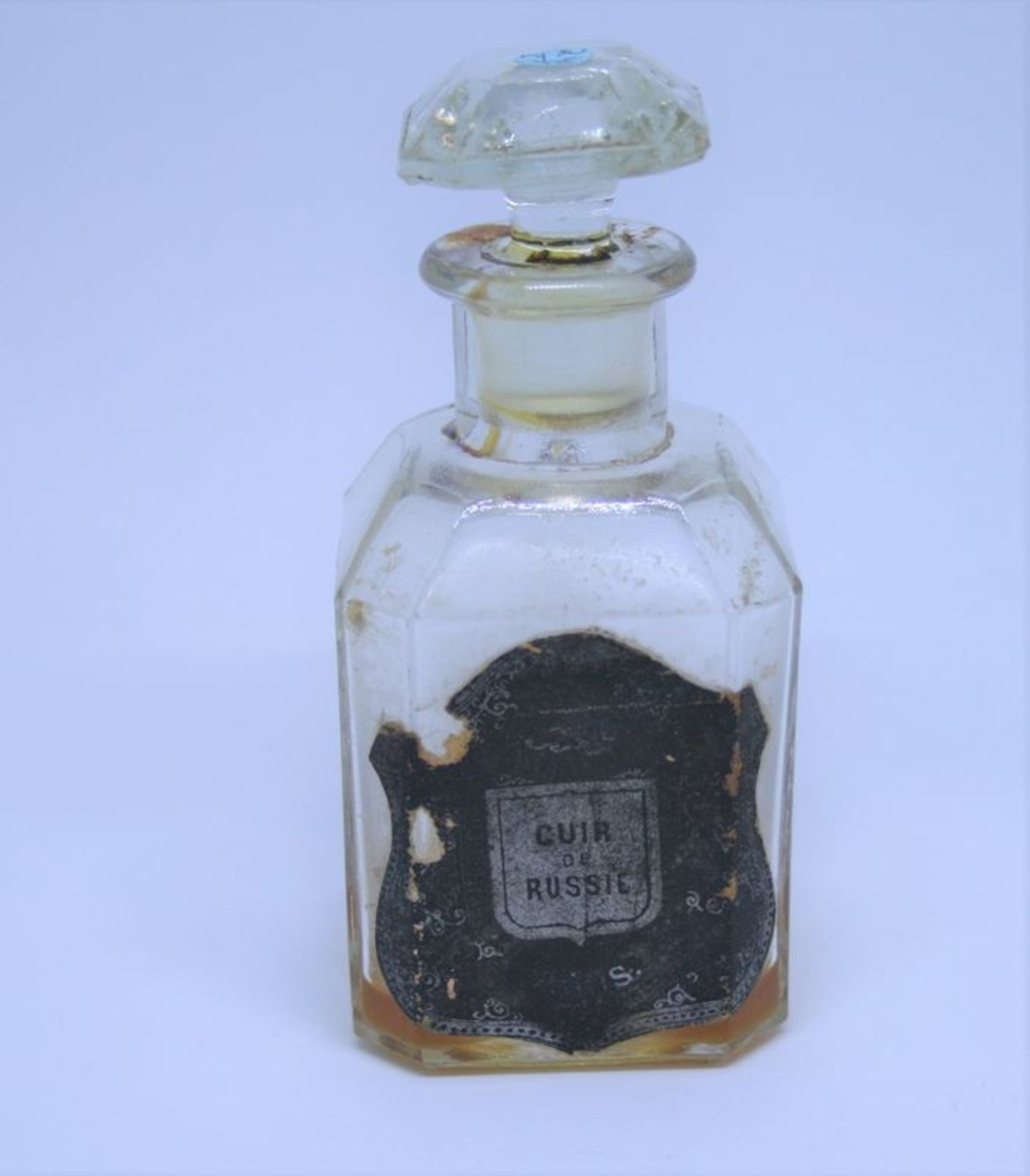 Rare et ancien flacon de parfum signé Guerlain (à partir des années 1880) "Cuir de [...]