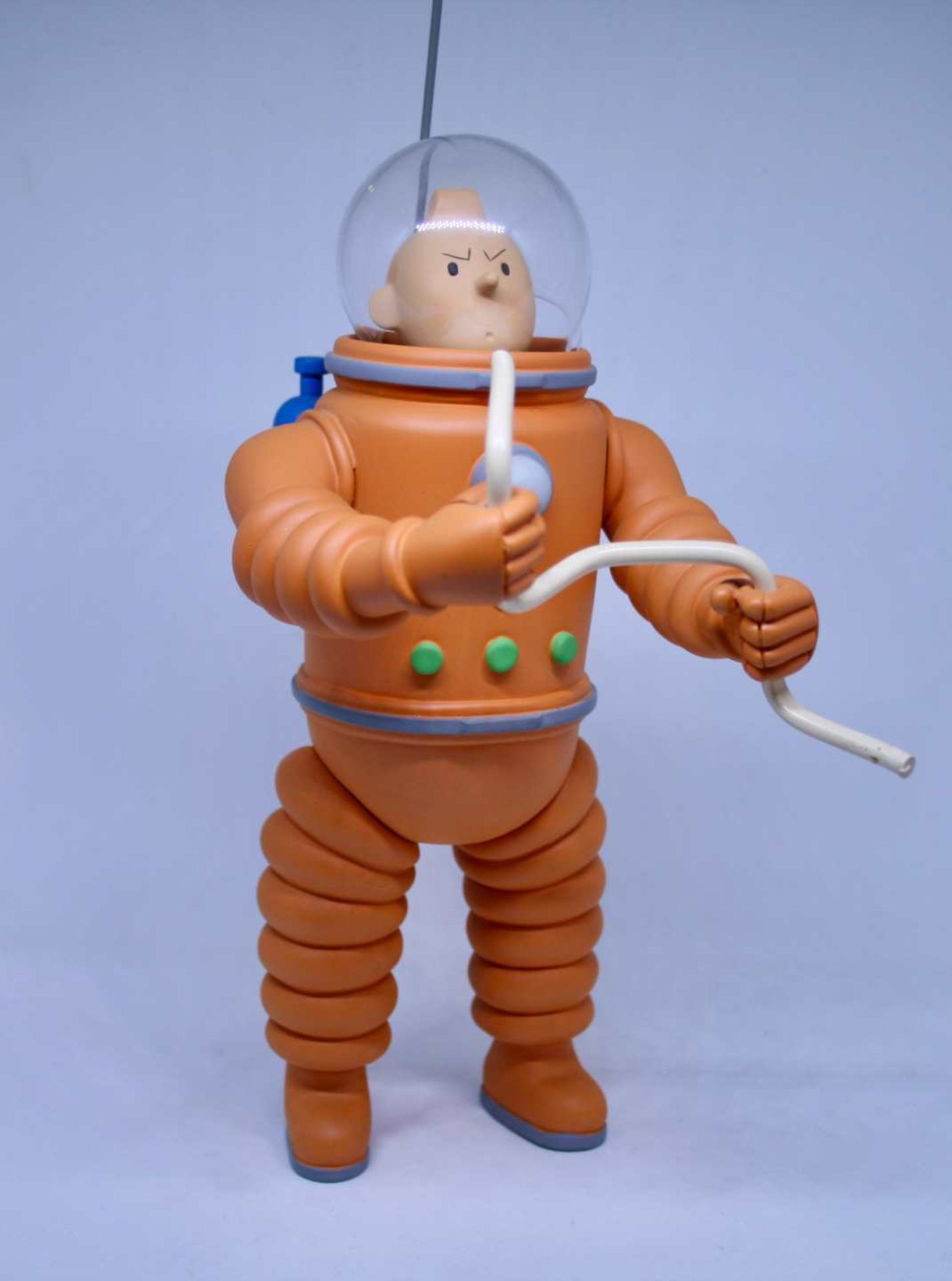 TINTIN "HERGE MOULINSART Kosmonaut Tim und Struppi Statuette aus polychromem Harz (Ref. 45911),