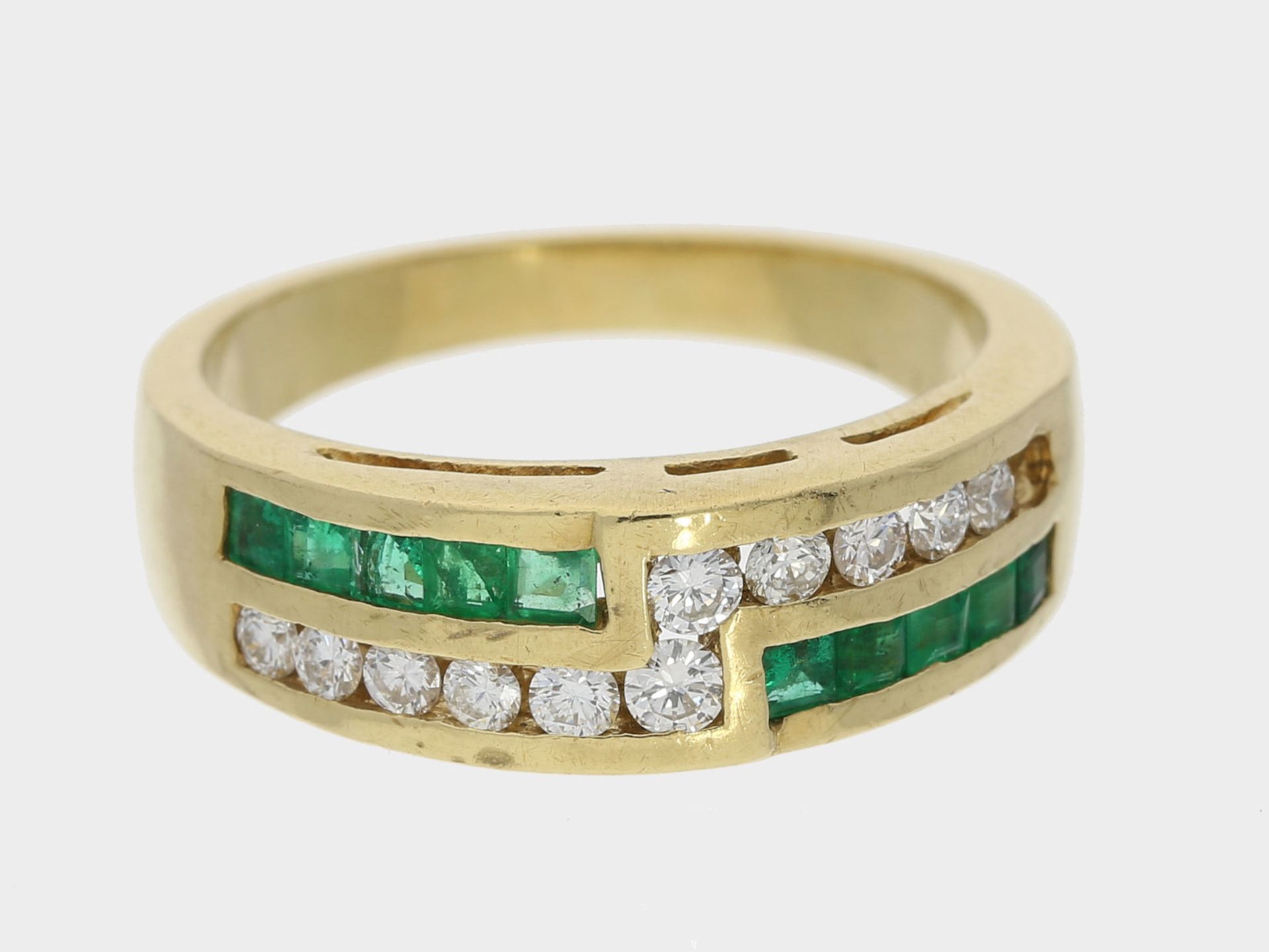 Ring: vintage Smaragd/Brillant-GoldschmiederingCa. Ø17,5mm, RG56, ca. 6,8g, 18K Gelbg