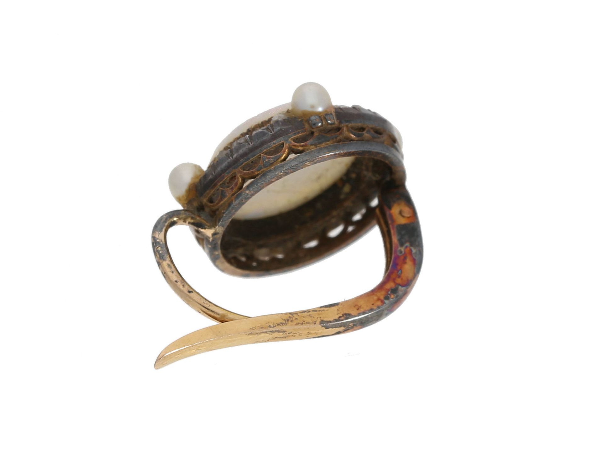 Ohrschmuck: einzelner antiker Ohrschmuck mit Steinkamee, Perlen und Diamantrosen, 19. Jahrhunder - Bild 2 aus 2