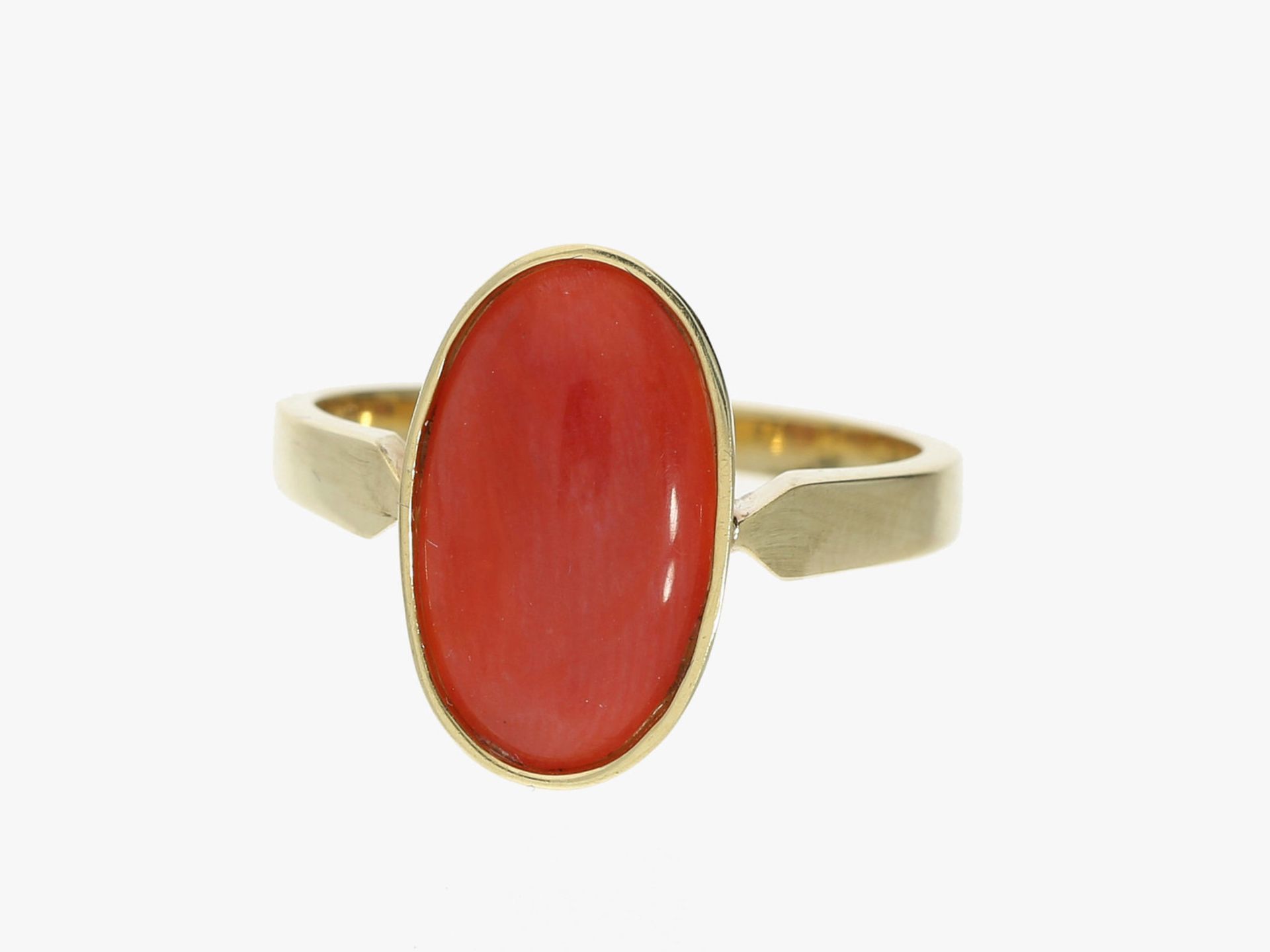 Ring: schöner vintage Ring mit Korallencabochon, 14K GoldCa. Ø18,5mm, RG58, Breite o