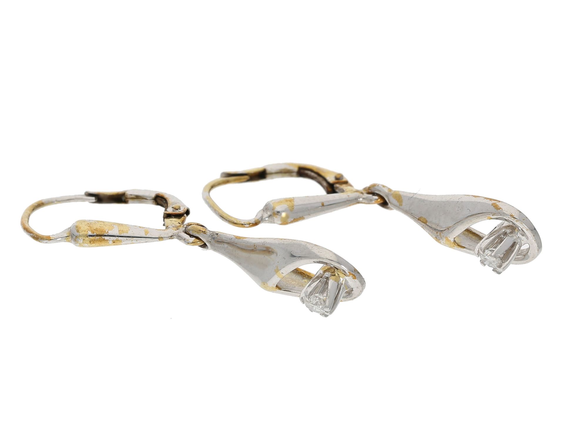 Ohrschmuck: dekorative Ohrhänger mit Brillanten von zusammen ca. 0,1ct, 14K GoldCa. 3