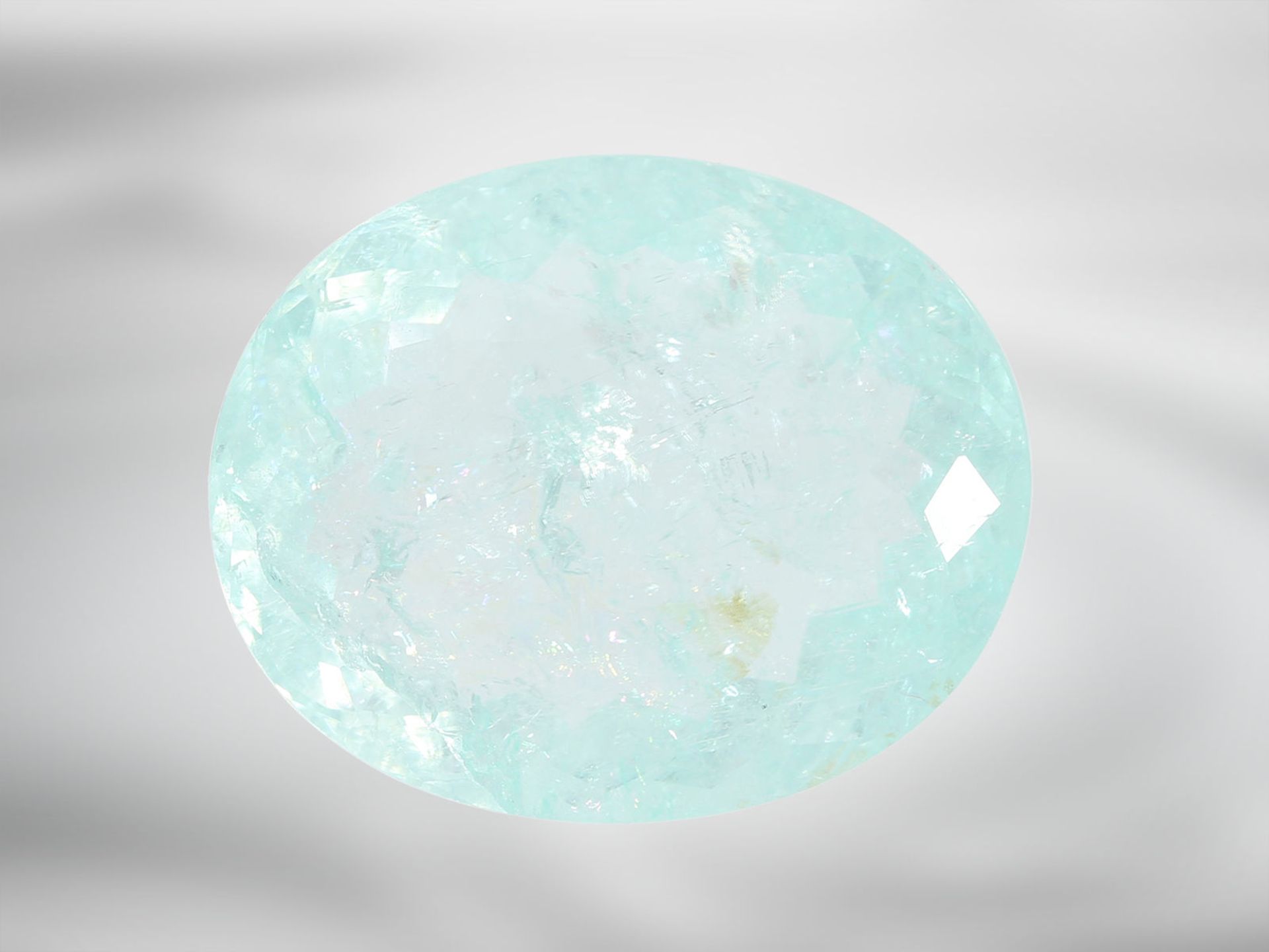 Turmalin: seltener 'Paraiba'-Turmalin im Oval-Mixed-Cut von ca. 11,87ct - Image 2 of 4