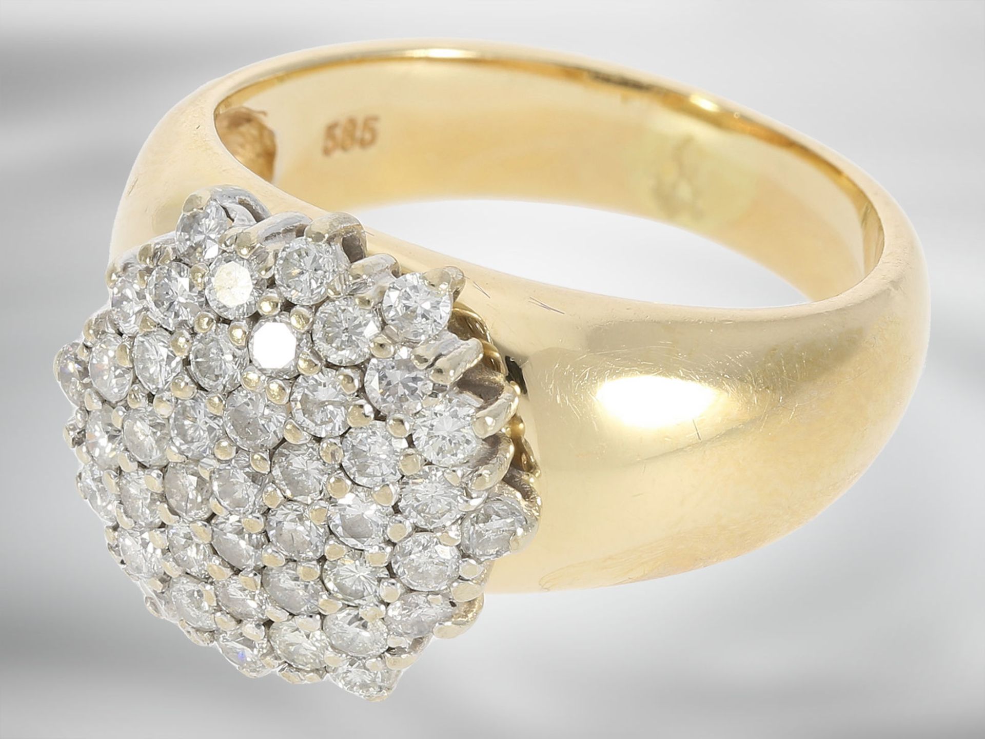 Ring: schöner vintage Goldring mit Brillanten von insgesamt ca. 1ct, 14K Gelbgold - Bild 2 aus 3