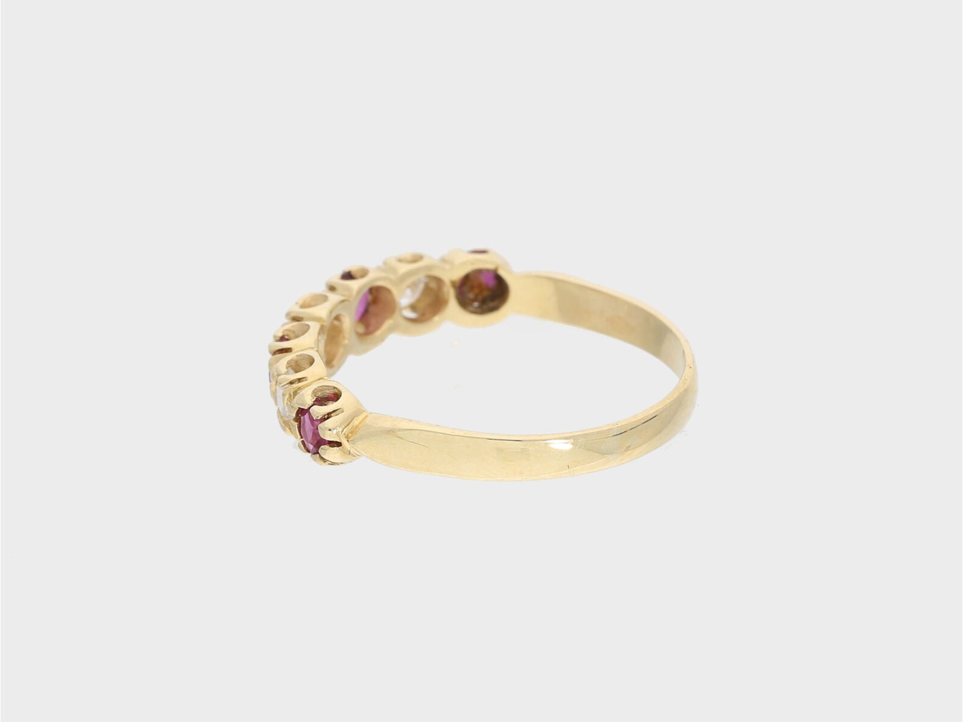 Ring: 14K vintage Ring mit Rubinen und Brillanten, Ca. Ø19,5mm, RG61, ca. 2,8g, 14K Gold, - Image 2 of 2