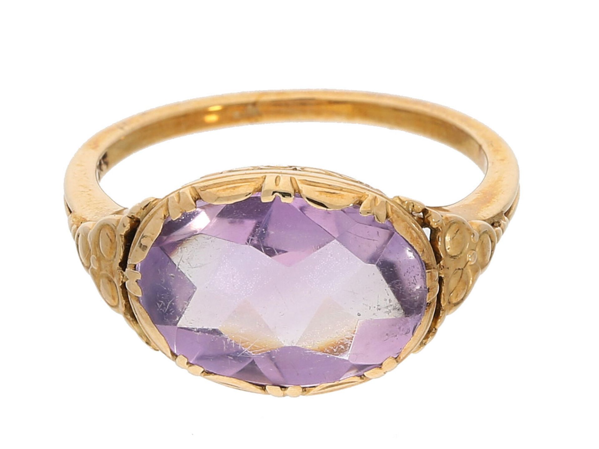 Ring: besonders schön gearbeiteter antiker Ring mit Amethyst: Ca. Ø18,5mm, RG58, ca. 5,2g, 14K Gold, - Image 2 of 2